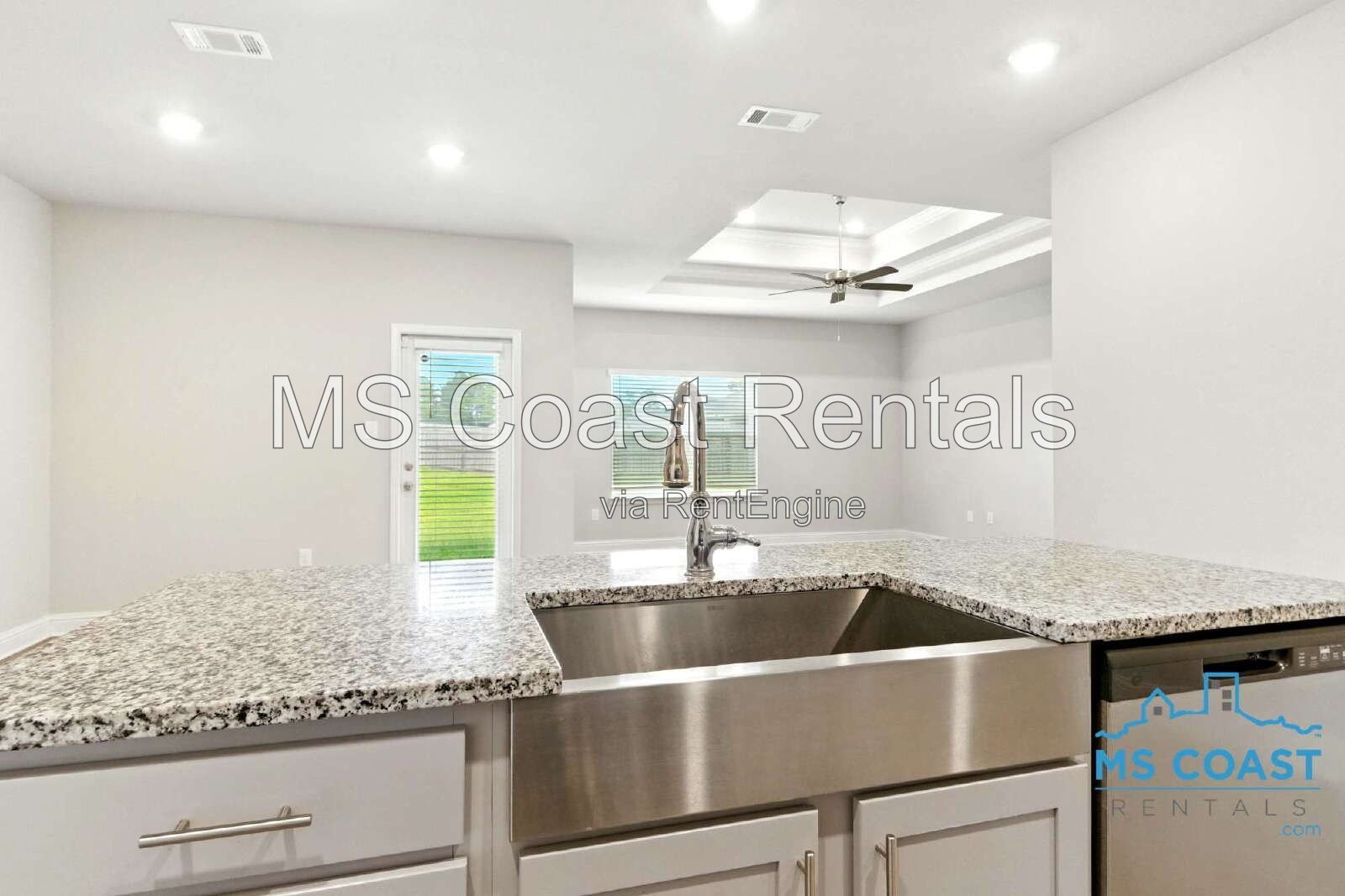 Beautiful 4-Bedroom Biloxi Home with Big Fenced in Yard! – 15610 Lantern Cove!