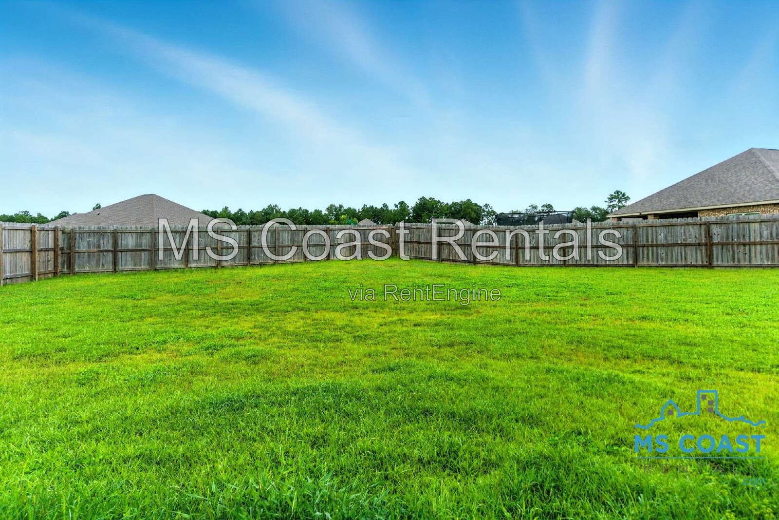 Beautiful 4-Bedroom Biloxi Home with Big Fenced in Yard! – 15610 Lantern Cove!