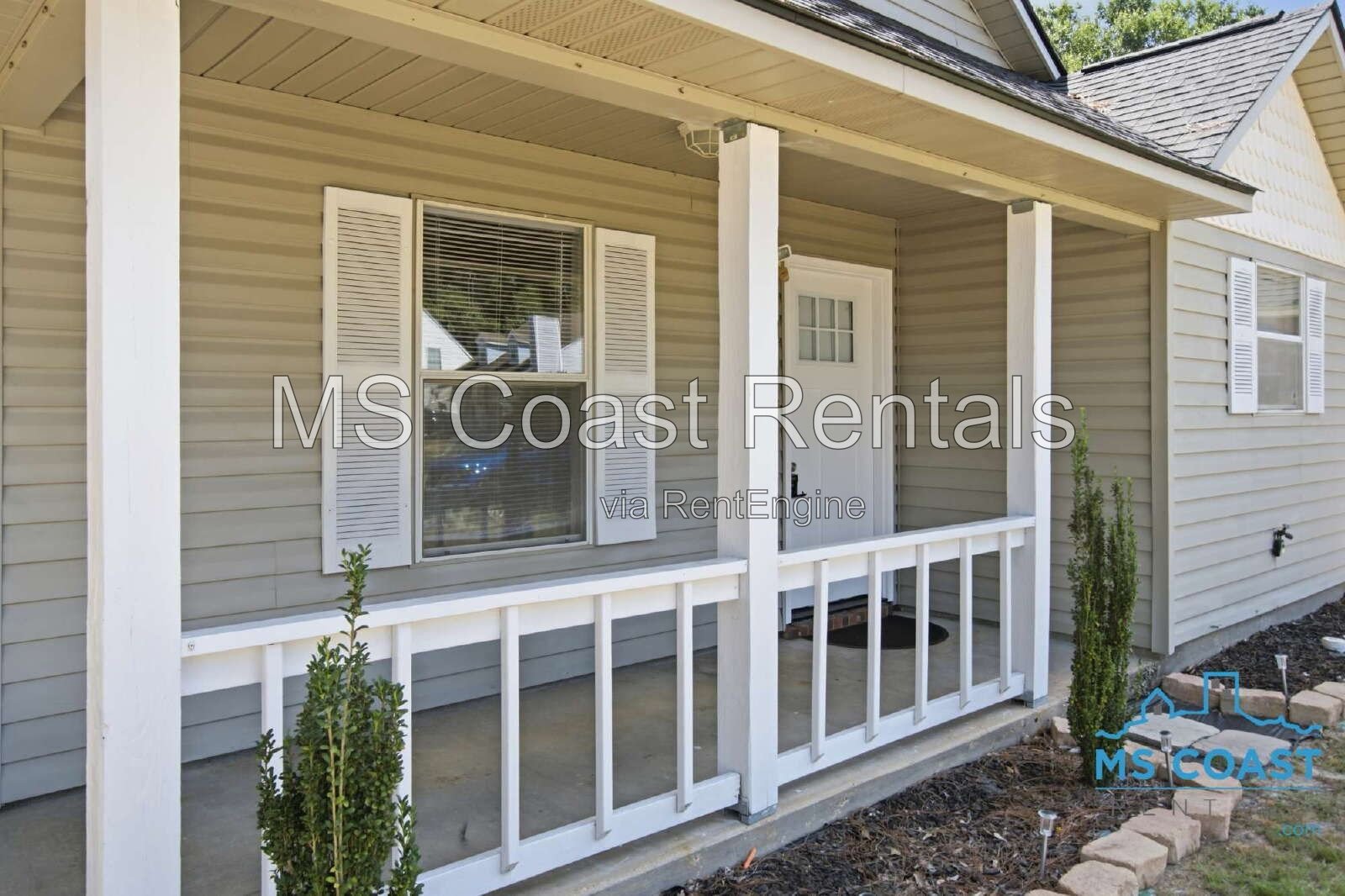 Cozy Home with Fireplace at 398 Nelson Road, Biloxi property image