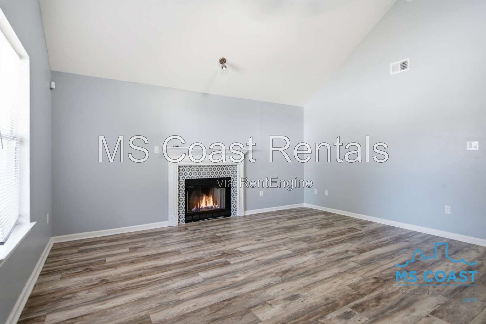 Cozy Home with Fireplace at 398 Nelson Road, Biloxi property image
