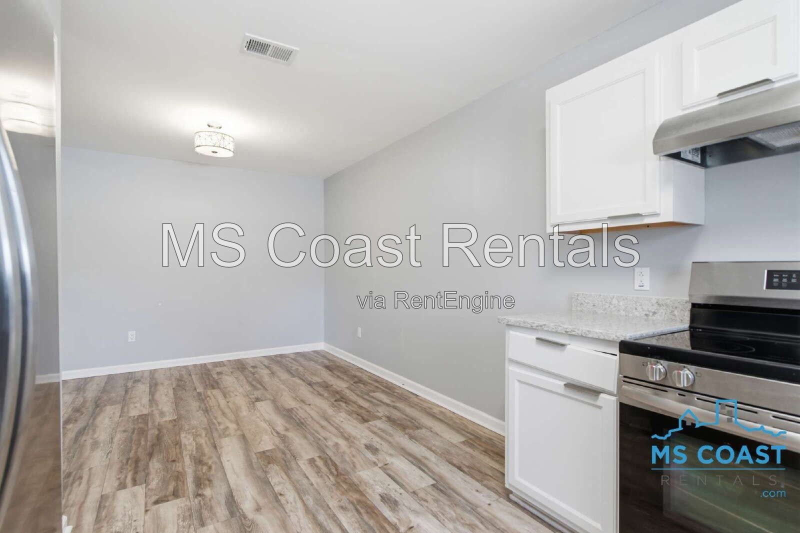 Cozy Home with Fireplace at 398 Nelson Road, Biloxi property image