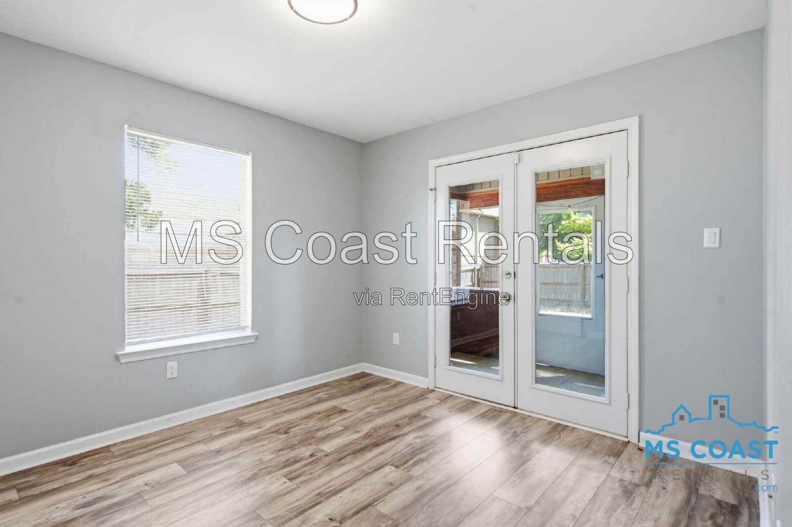 Cozy Home with Fireplace at 398 Nelson Road, Biloxi property image