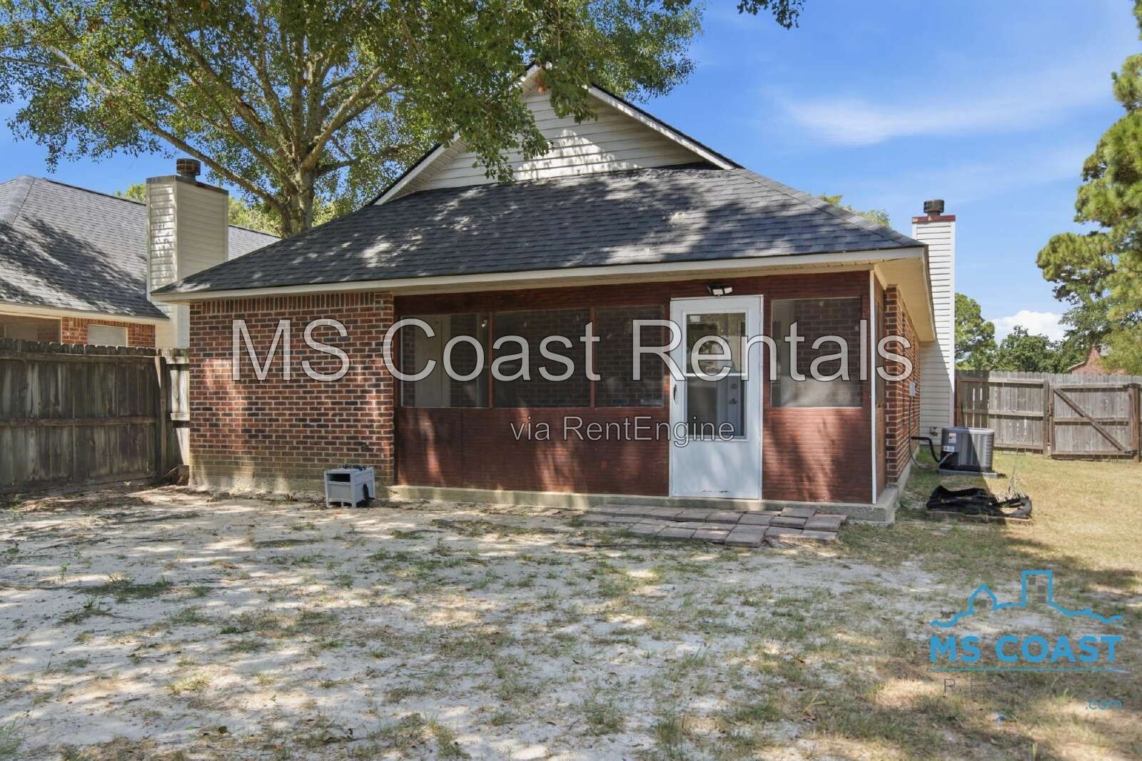 Cozy Home with Fireplace at 398 Nelson Road, Biloxi property image
