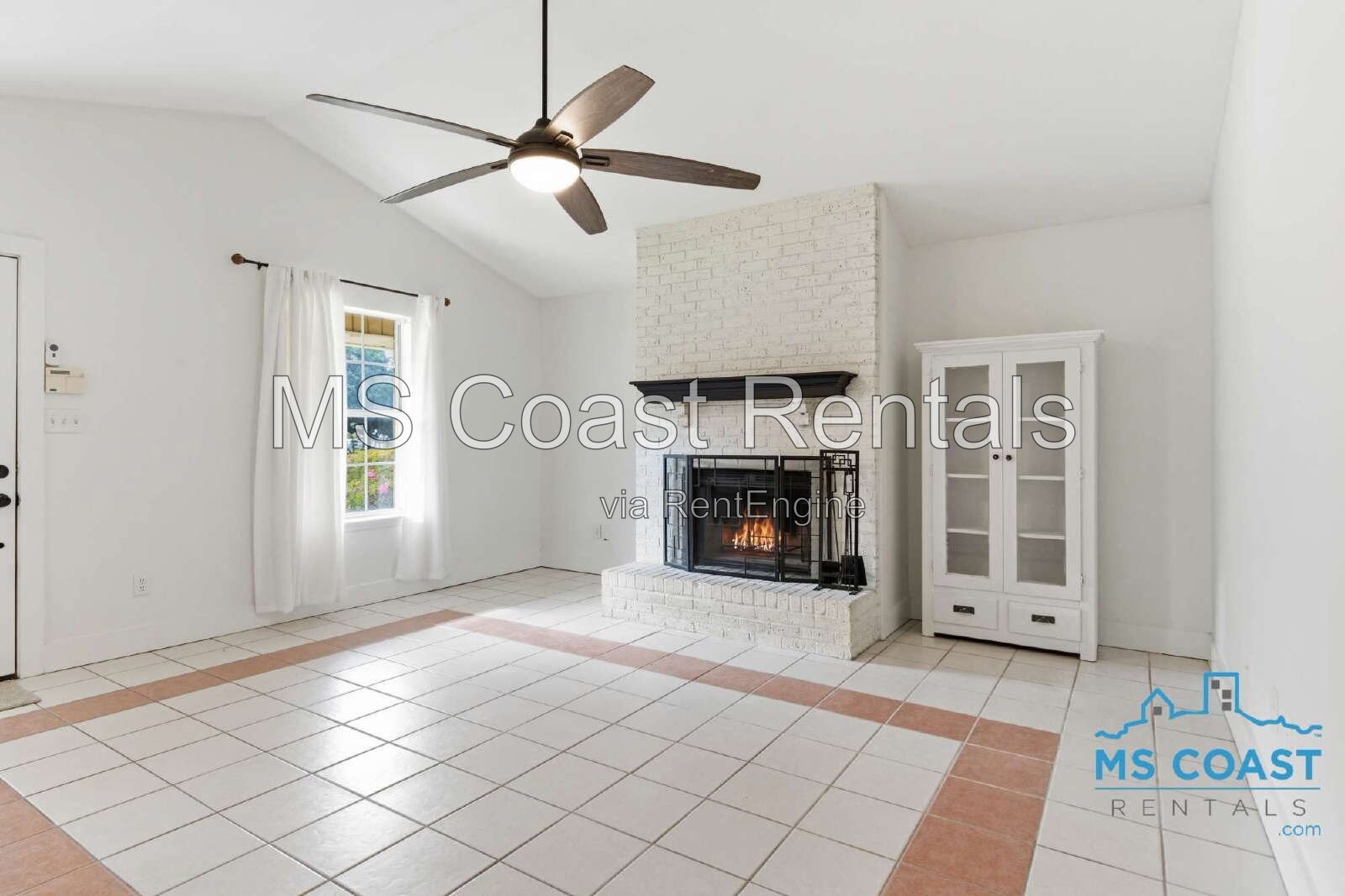 Charming Cottage Cozy Fireplace in Ocean Springs! property image