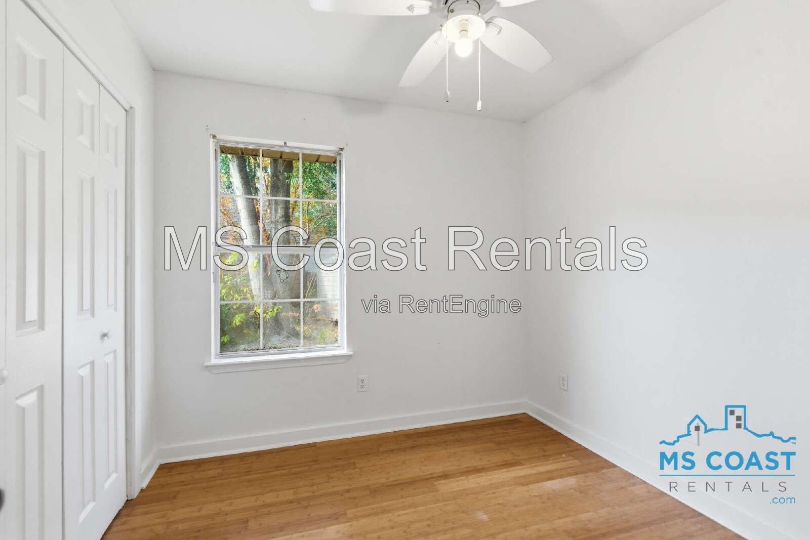 Charming Cottage Cozy Fireplace in Ocean Springs! property image