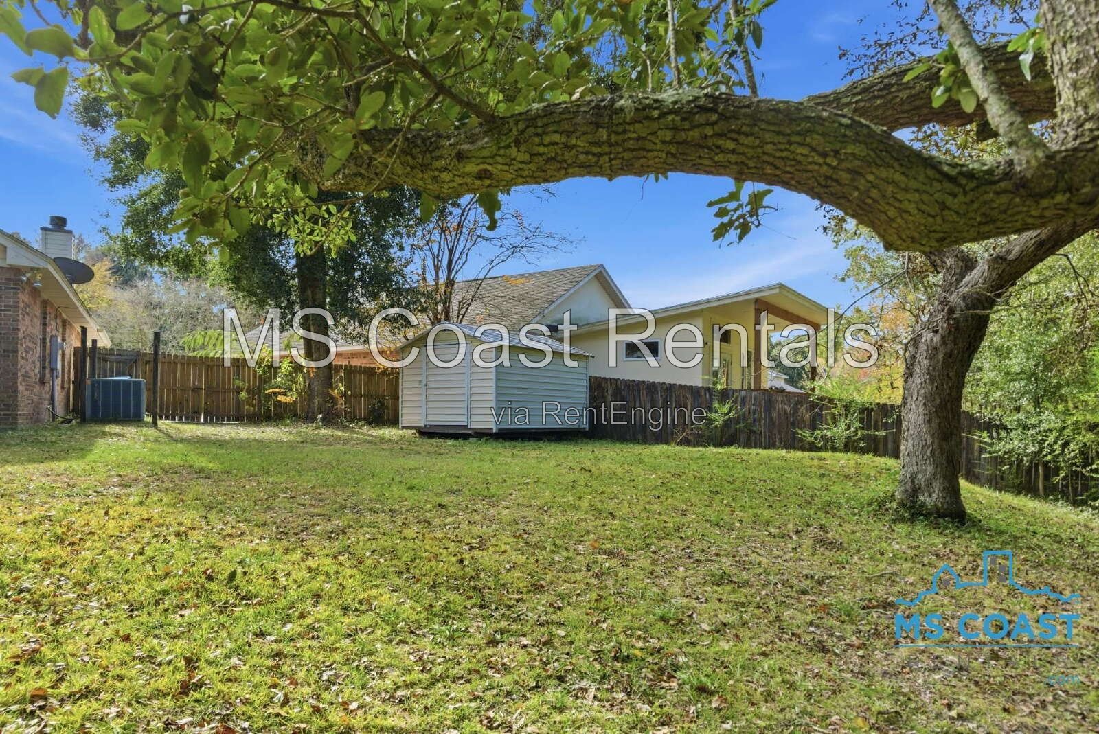 Charming Cottage Cozy Fireplace in Ocean Springs! property image