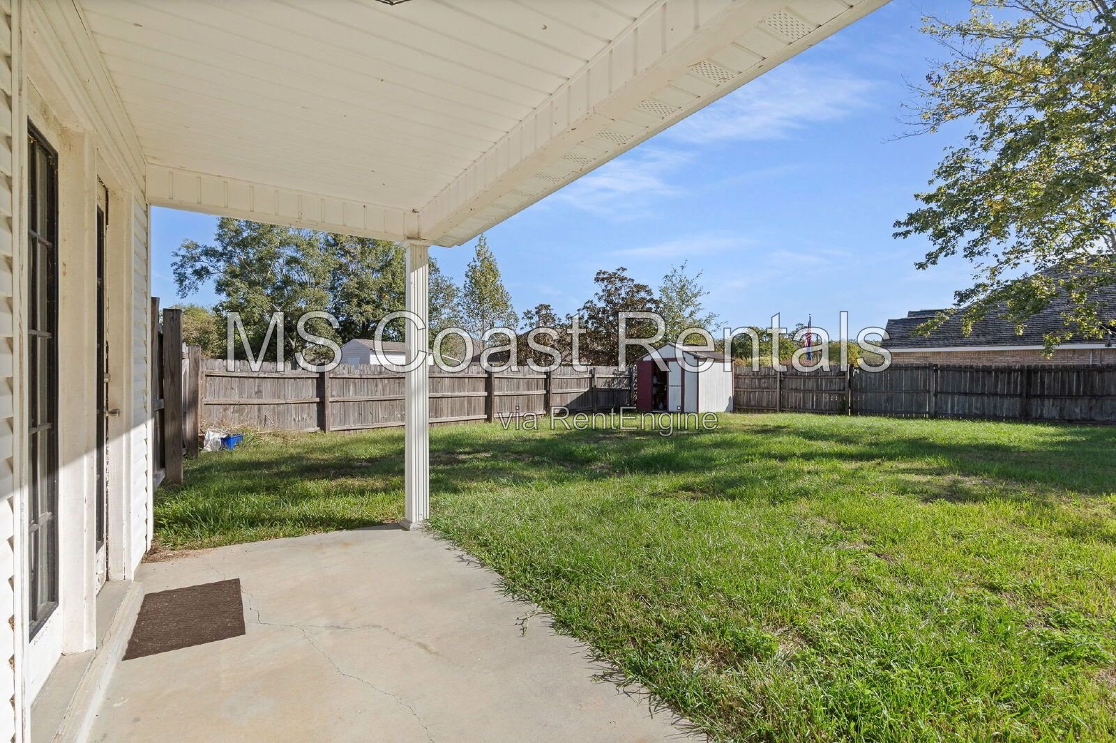 3BR Home with Fenced Yard and Fireplace property image