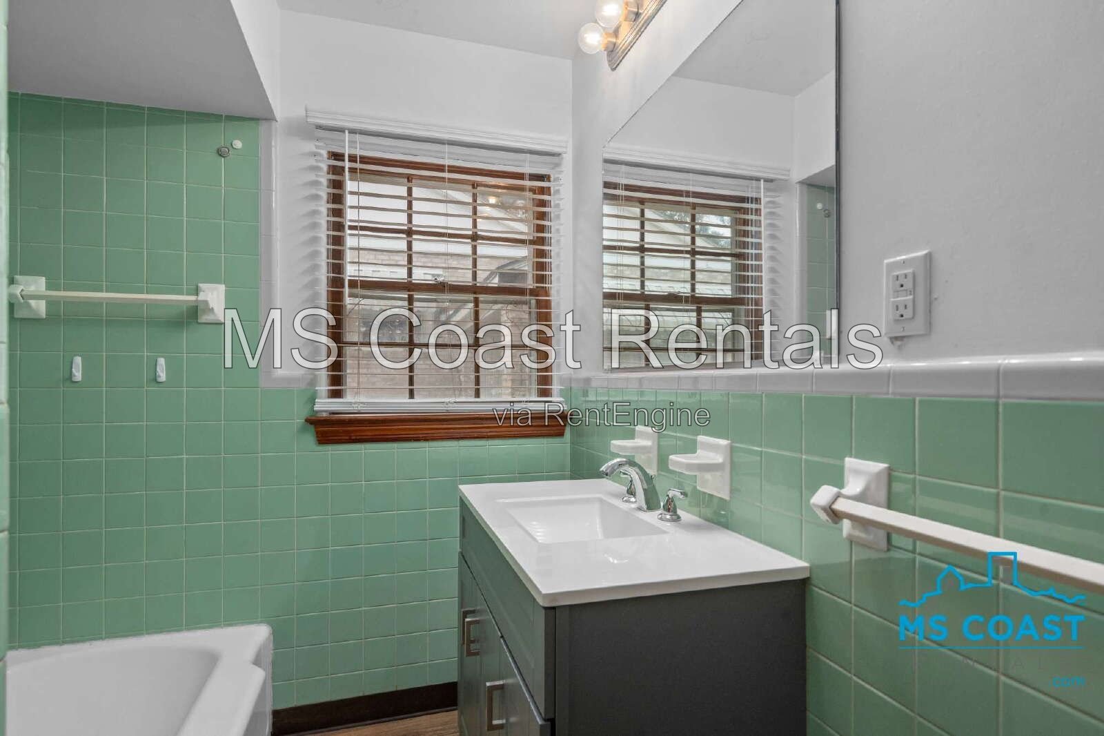 Spacious 2 Bed Home Near Biloxi's Back Bay property image
