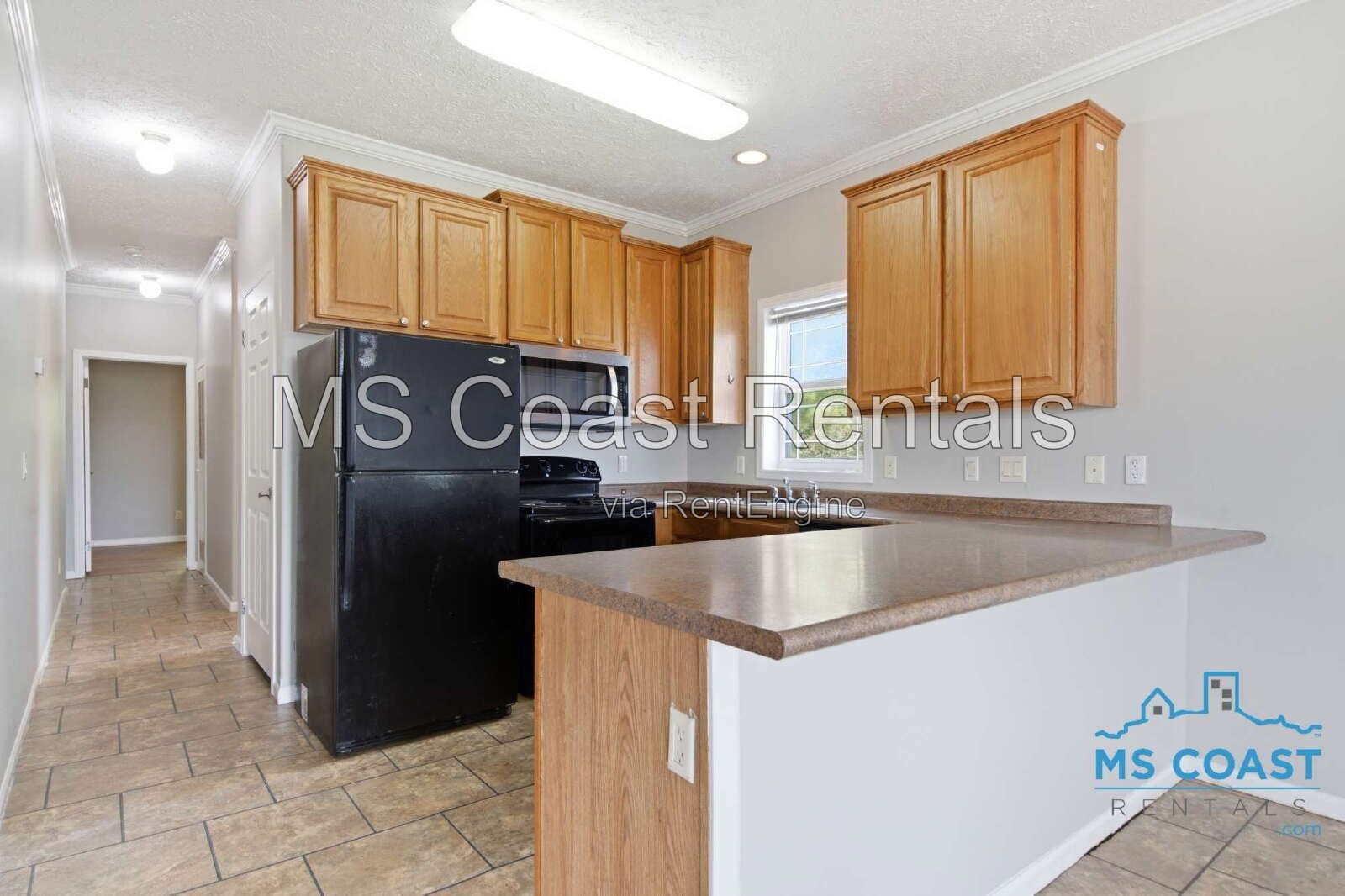 Accessible and Affordable Ocean Springs Duplex house property image