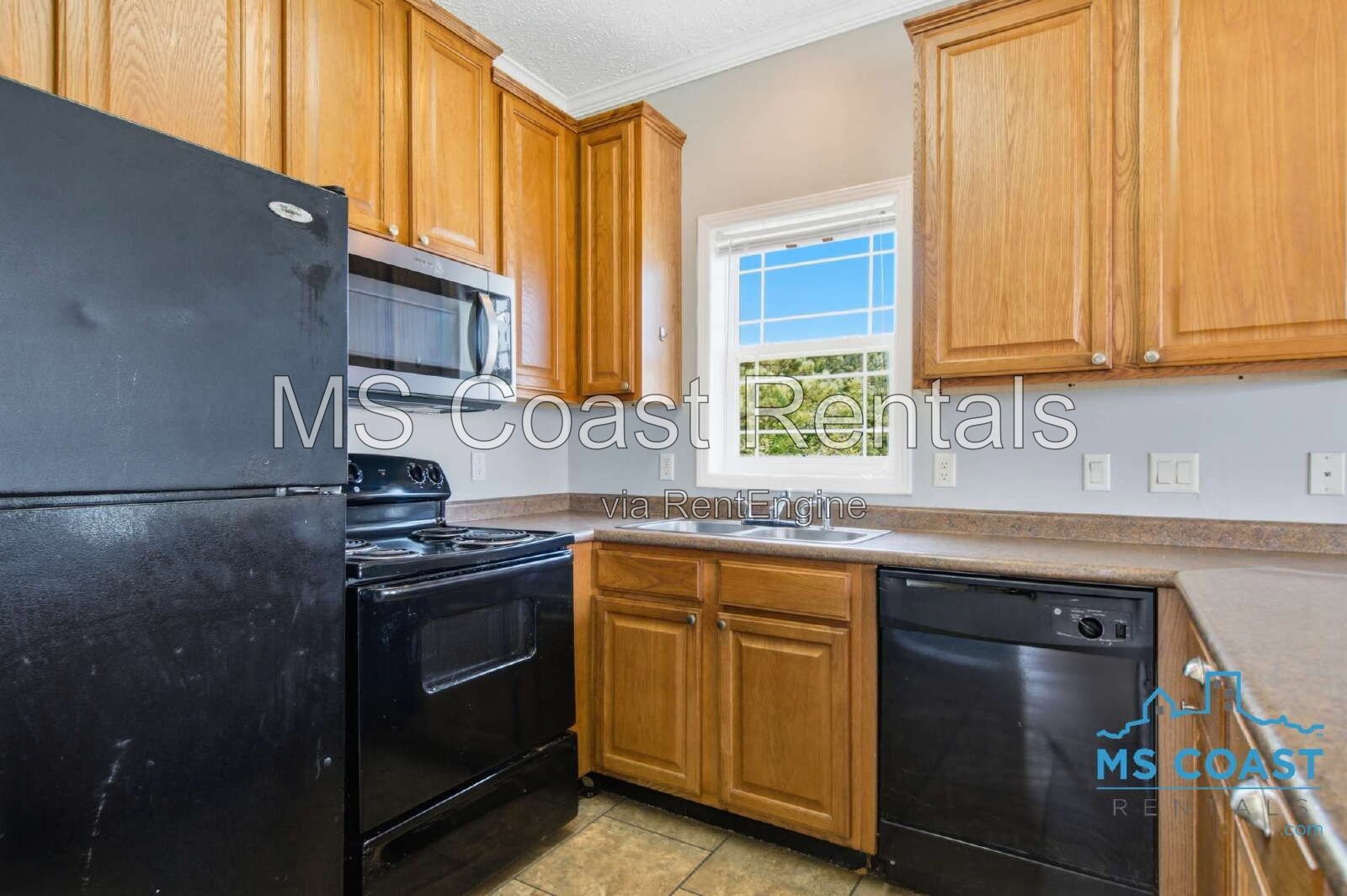 Accessible and Affordable Ocean Springs Duplex house property image