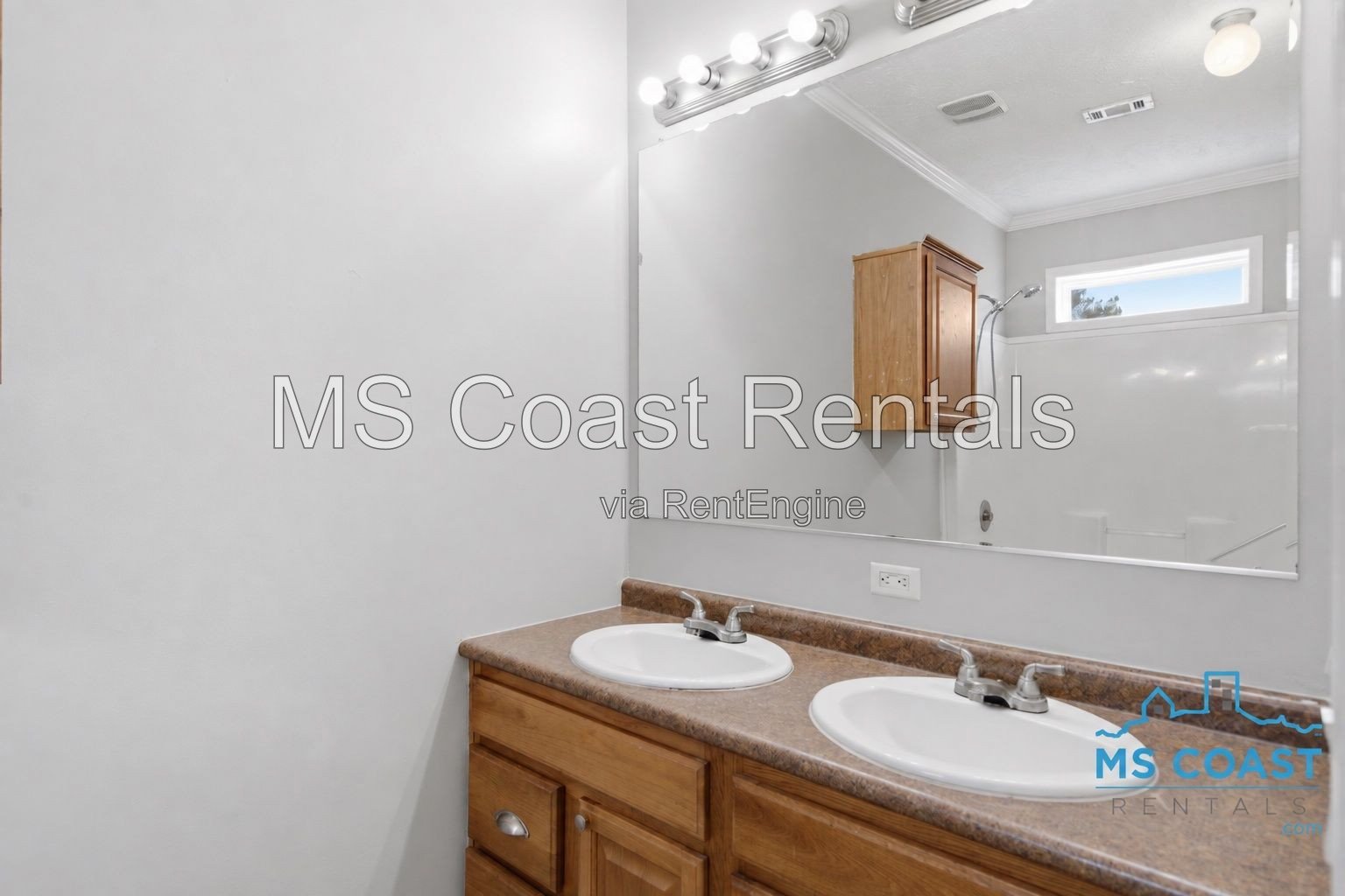 Accessible and Affordable Ocean Springs Duplex house property image