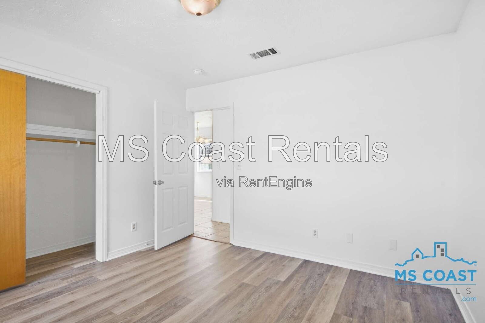 Move in Ready Brick Home in Biloxi property image