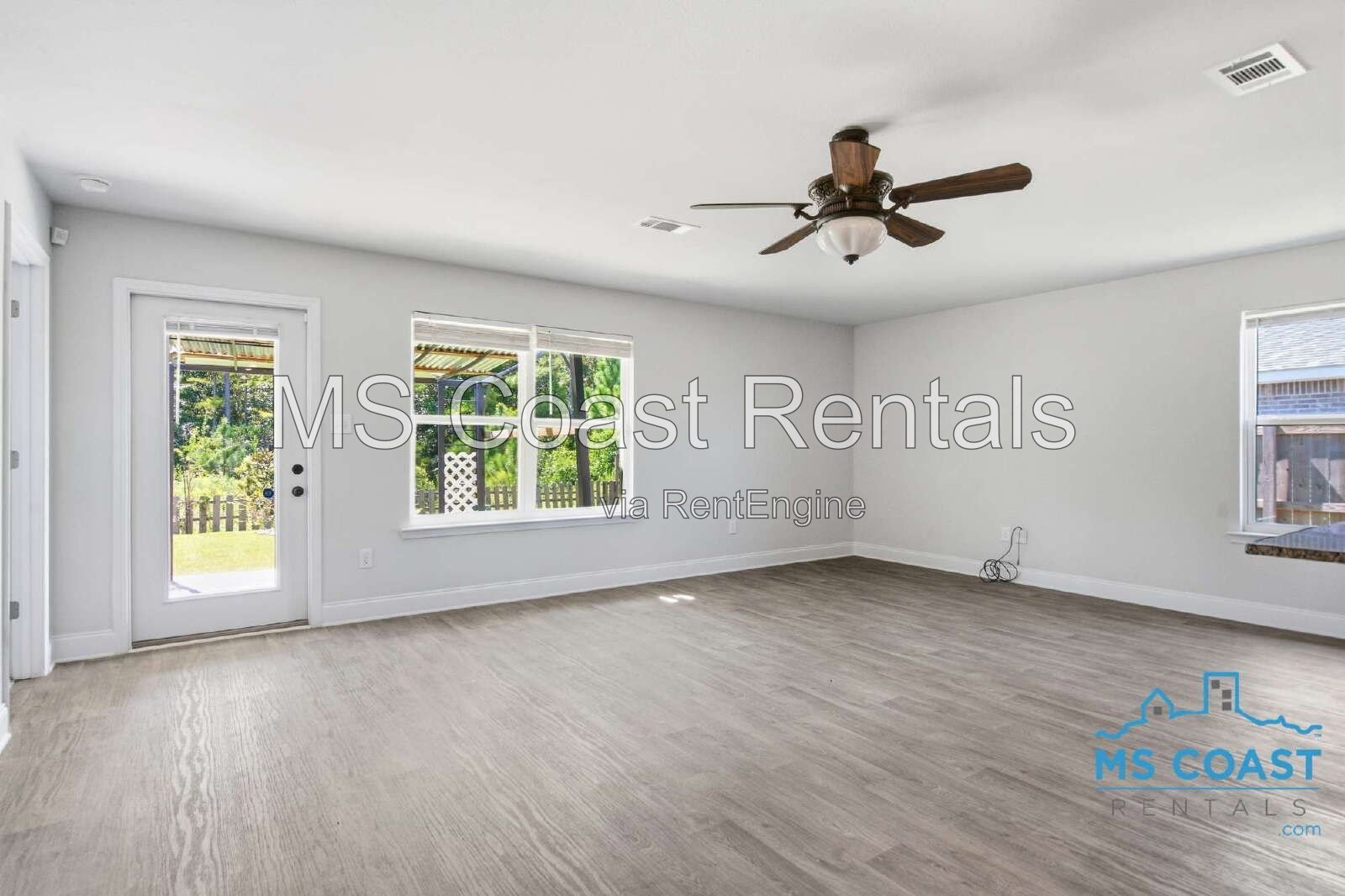 3 Bed / 2 Bath Spacious Luxury Home in North Gulfport property image