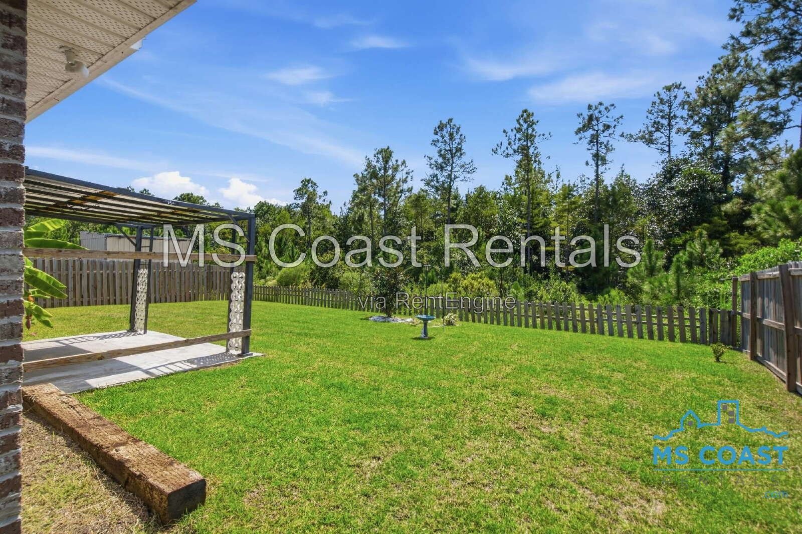 3 Bed / 2 Bath Spacious Luxury Home in North Gulfport property image