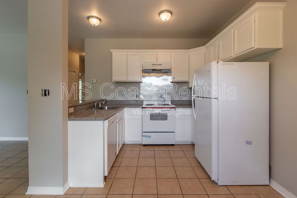 2-Bedroom, 2-Bath Sanctuary in Biloxi – 1039 Sq. Ft. at 15815 Adam Road! property image