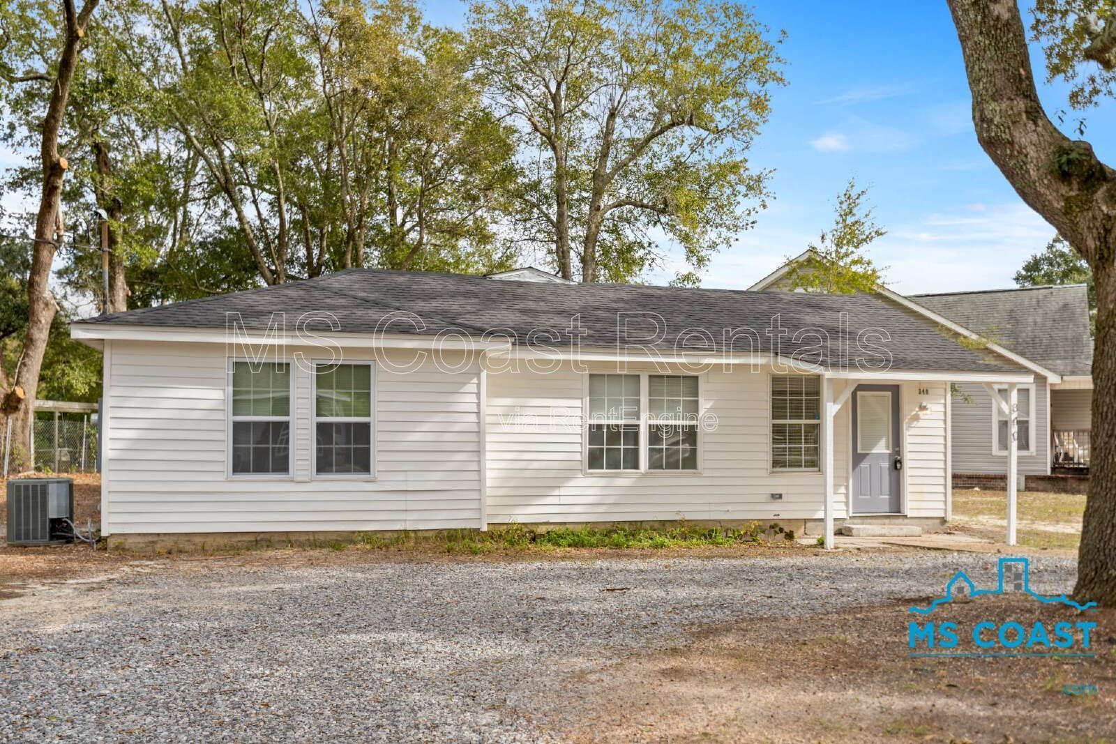 Charming 3-bedroom, 2-bath white bungalow near Keesler property image