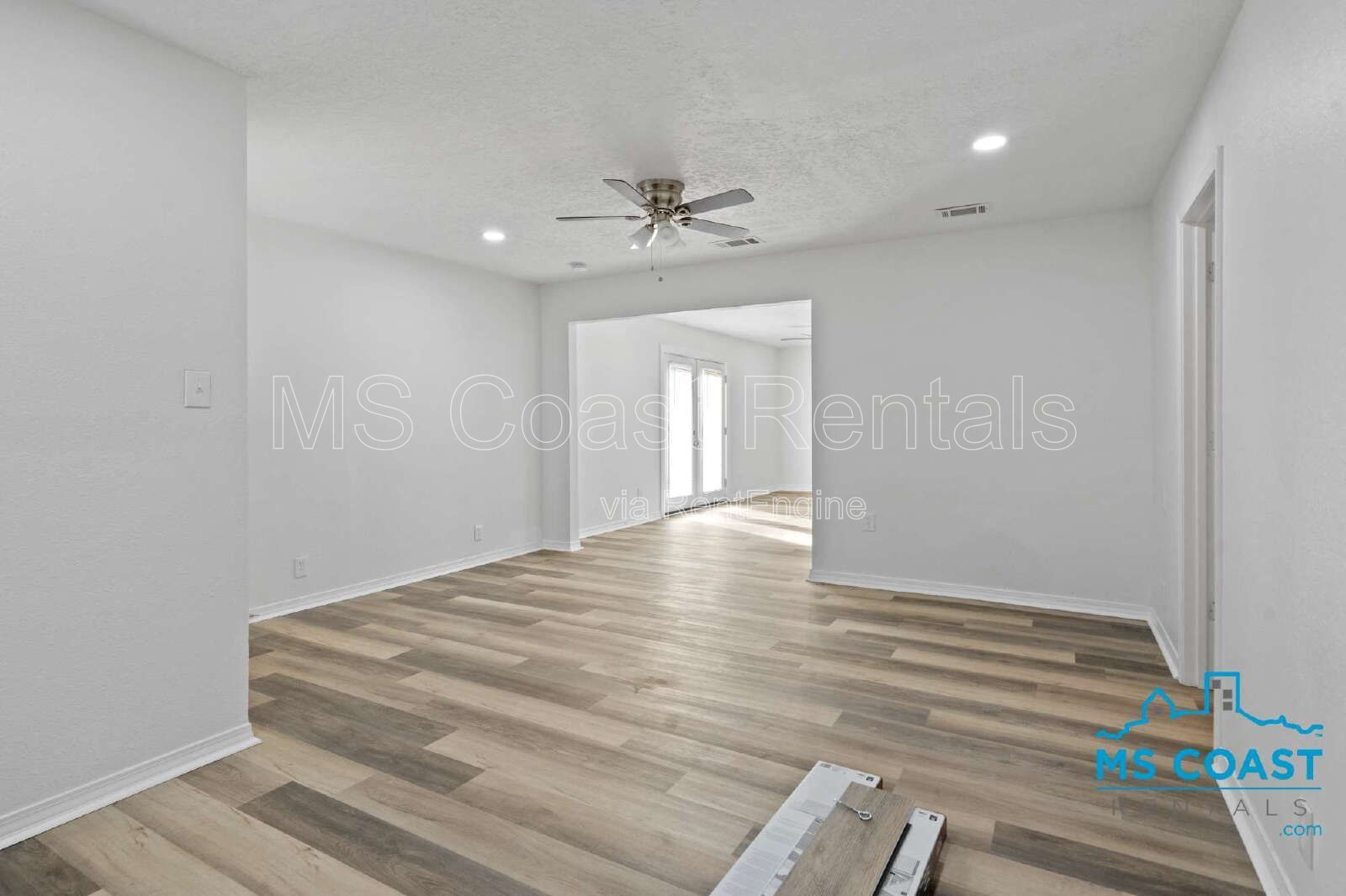 Charming 3-bedroom, 2-bath white bungalow near Keesler property image