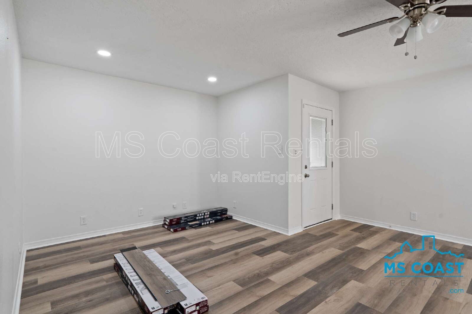 Charming 3-bedroom, 2-bath white bungalow near Keesler property image