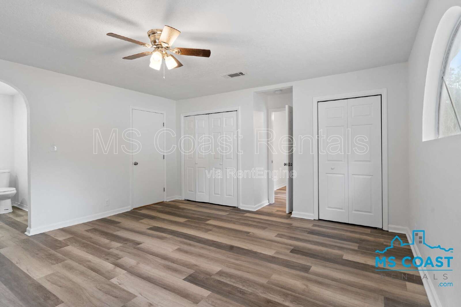 Charming 3-bedroom, 2-bath white bungalow near Keesler property image