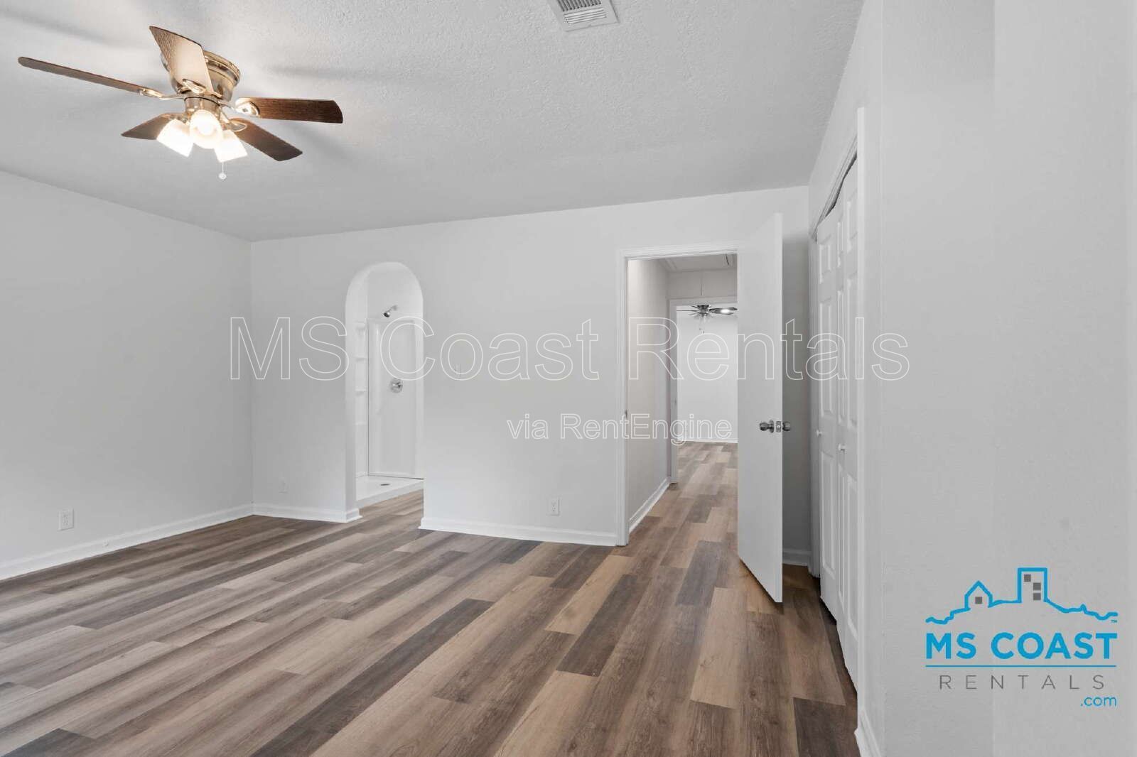 Charming 3-bedroom, 2-bath white bungalow near Keesler property image