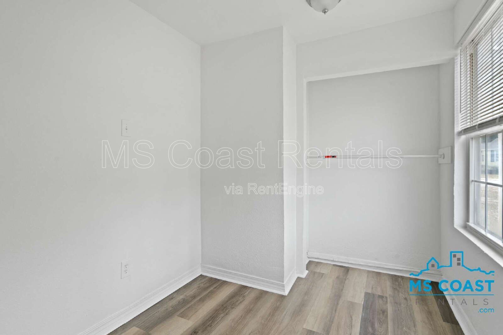Charming 3-bedroom, 2-bath white bungalow near Keesler property image