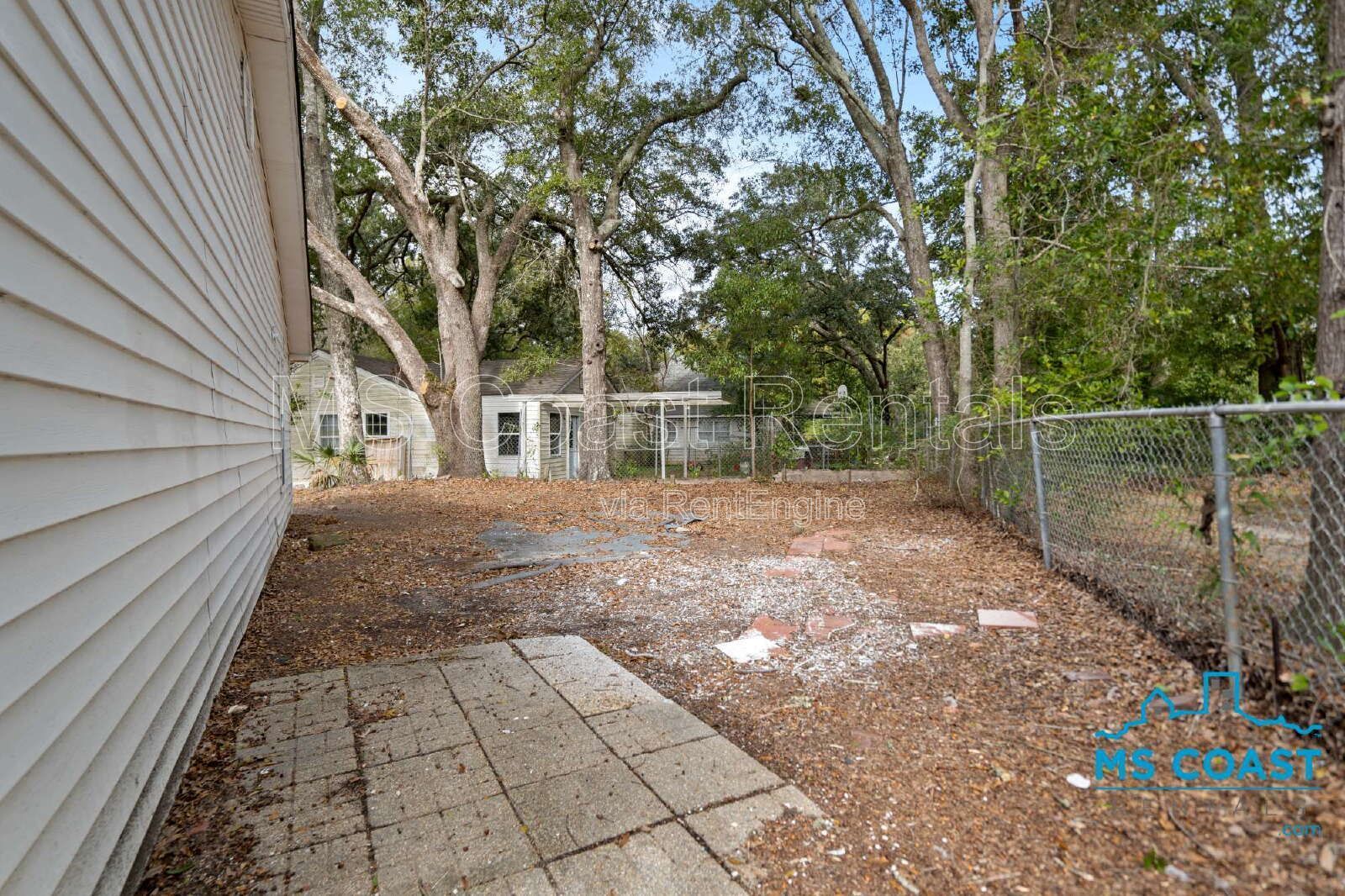 Charming 3-bedroom, 2-bath white bungalow near Keesler property image