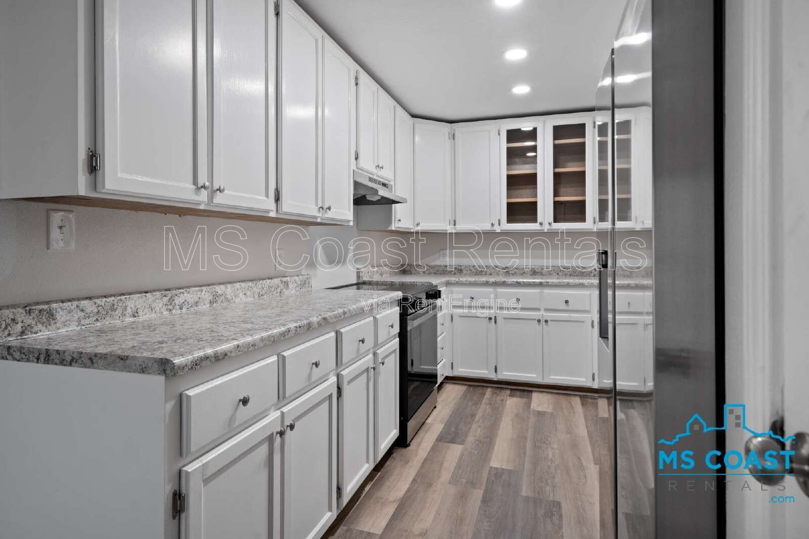 Charming 3-bedroom, 2-bath white bungalow near Keesler property image