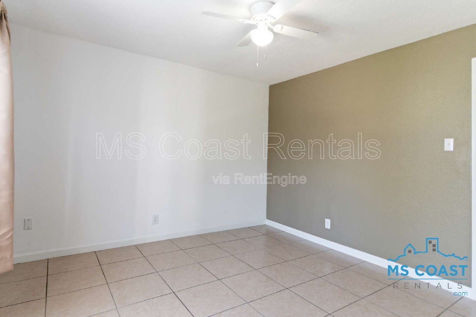 1-Bed 1- Bath Haven at 6430 Jasmine St, Moss Point - Cozy 600 Sq Ft Gem!