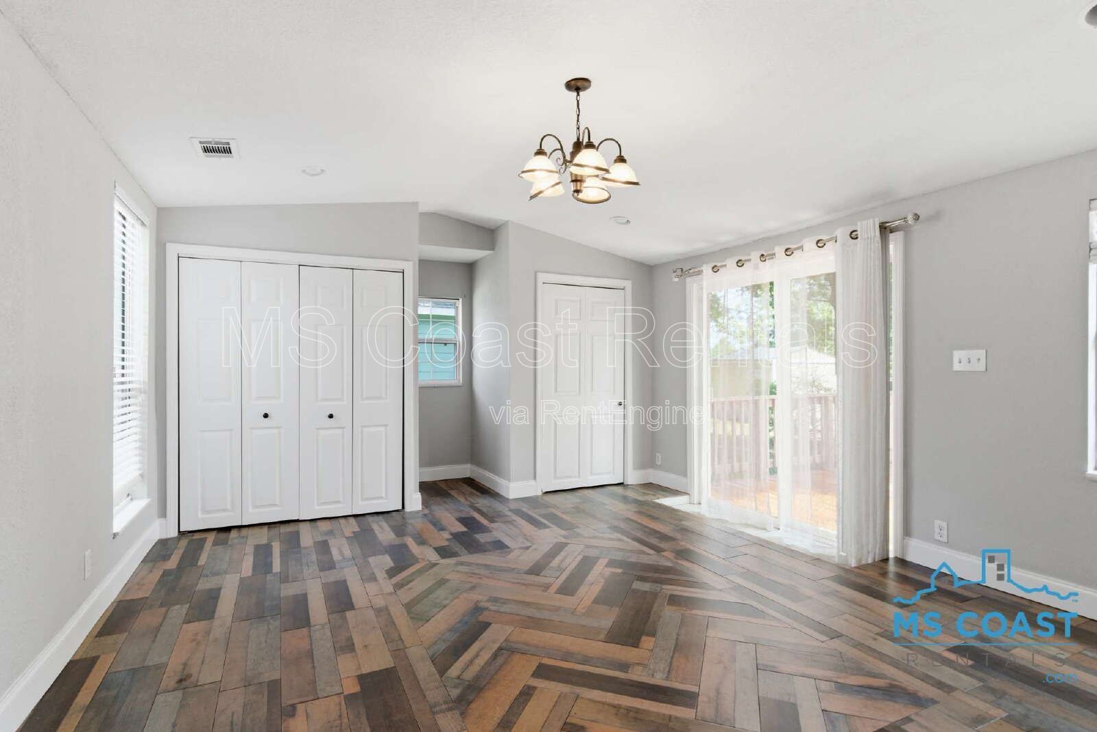 3-Bedroom Oasis with 2 Full Baths in Gulfport - Your Perfect Retreat Awaits! property image