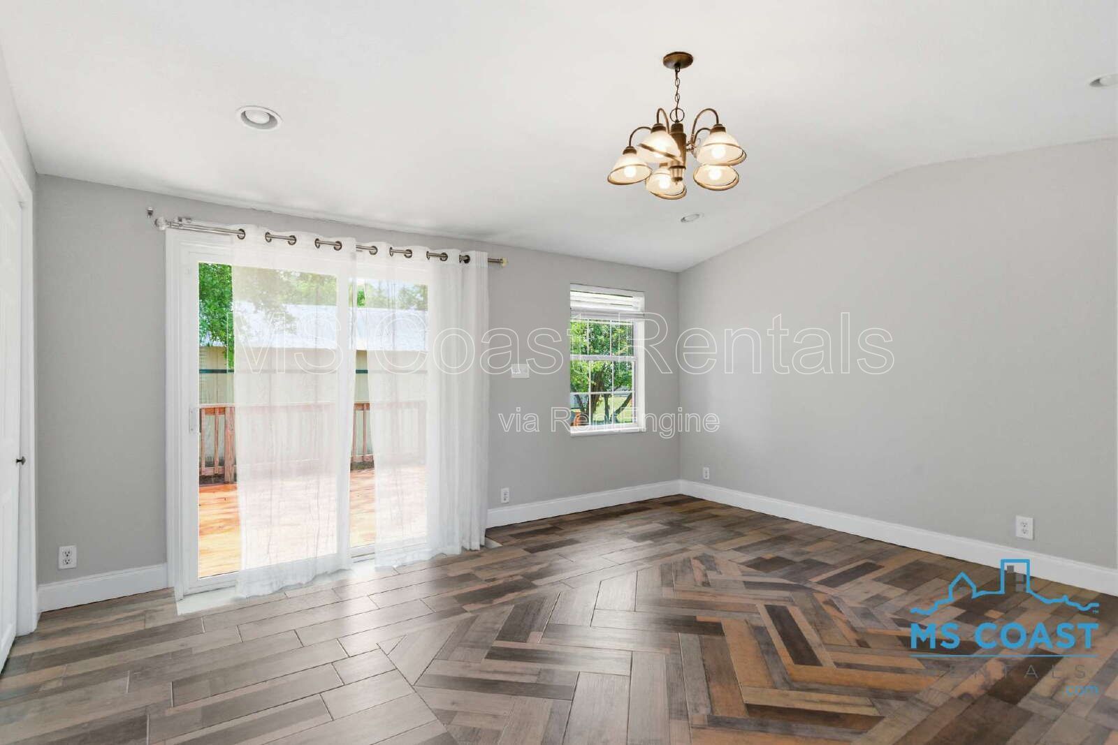 3-Bedroom Oasis with 2 Full Baths in Gulfport - Your Perfect Retreat Awaits! property image