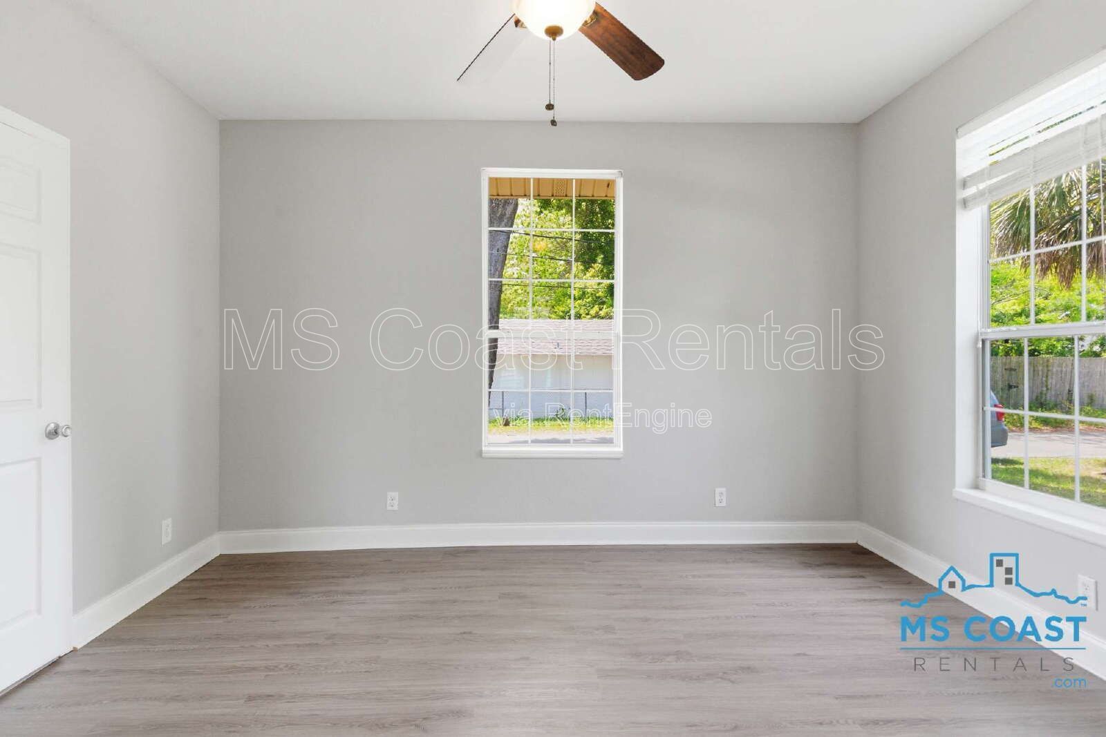 3-Bedroom Oasis with 2 Full Baths in Gulfport - Your Perfect Retreat Awaits! property image