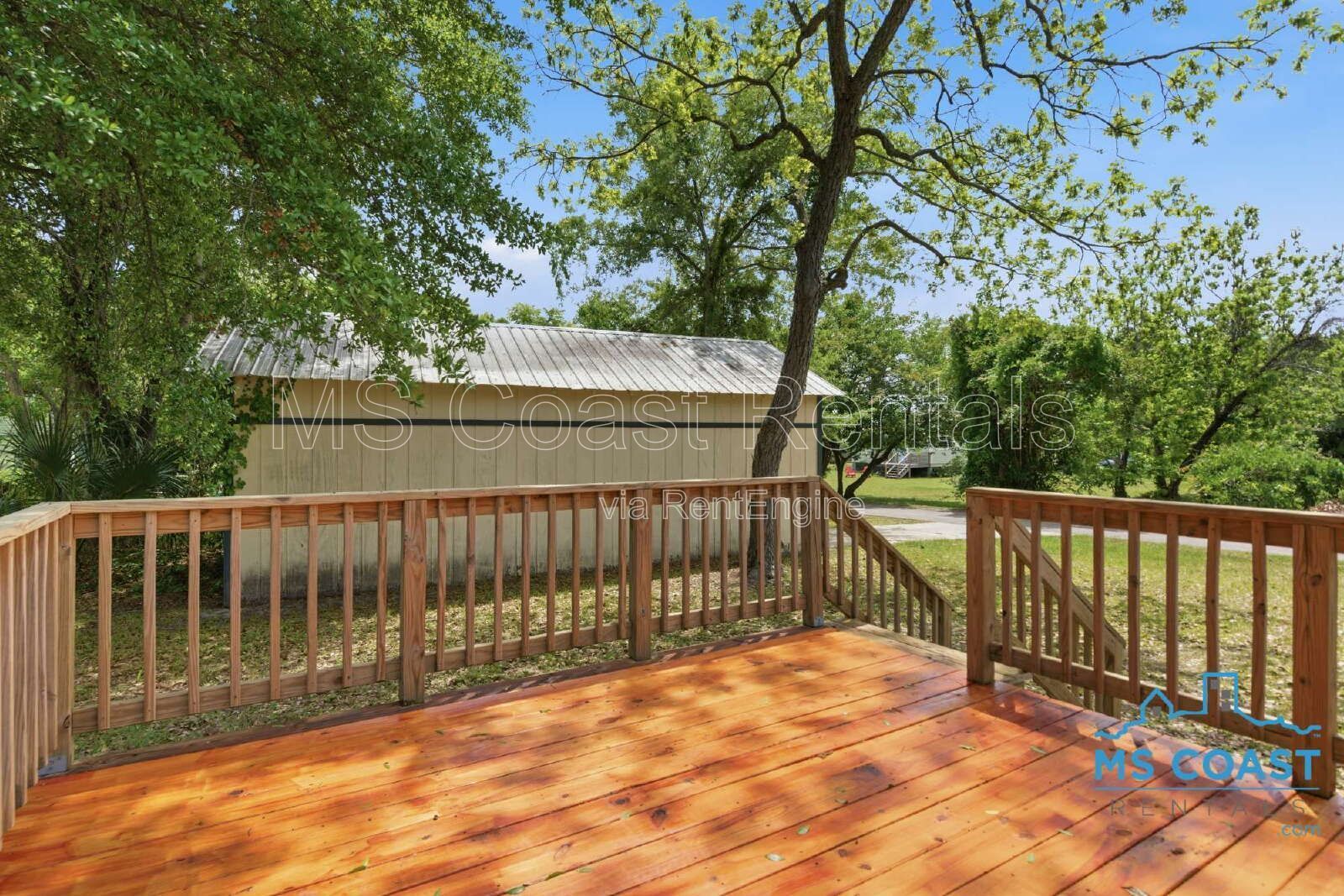 3-Bedroom Oasis with 2 Full Baths in Gulfport - Your Perfect Retreat Awaits! property image