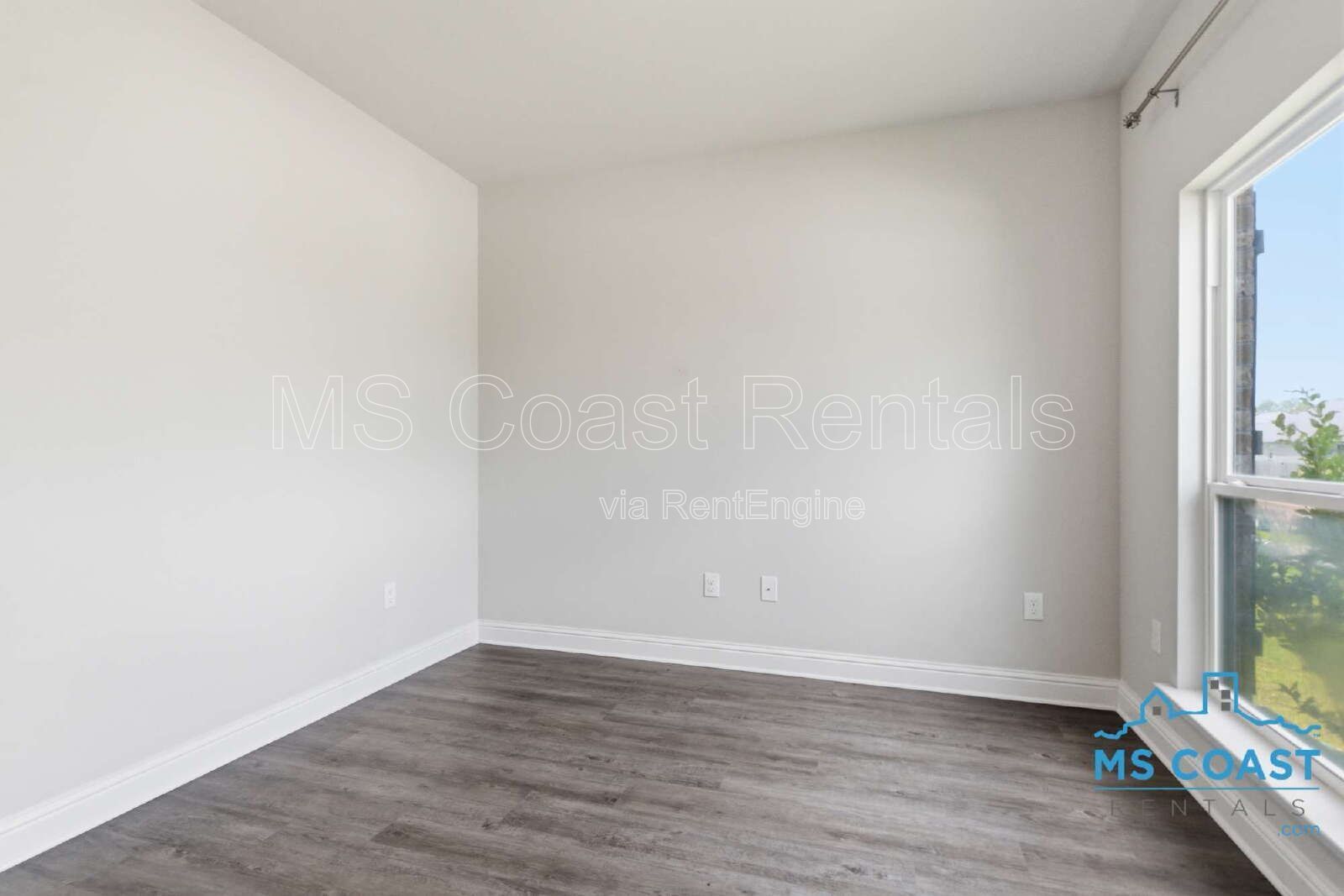 3-Bedroom Home with 2 Full Baths in Biloxi – Spacious 1736 Sq. Ft. Retreat at 5723 Overland Drive! property image