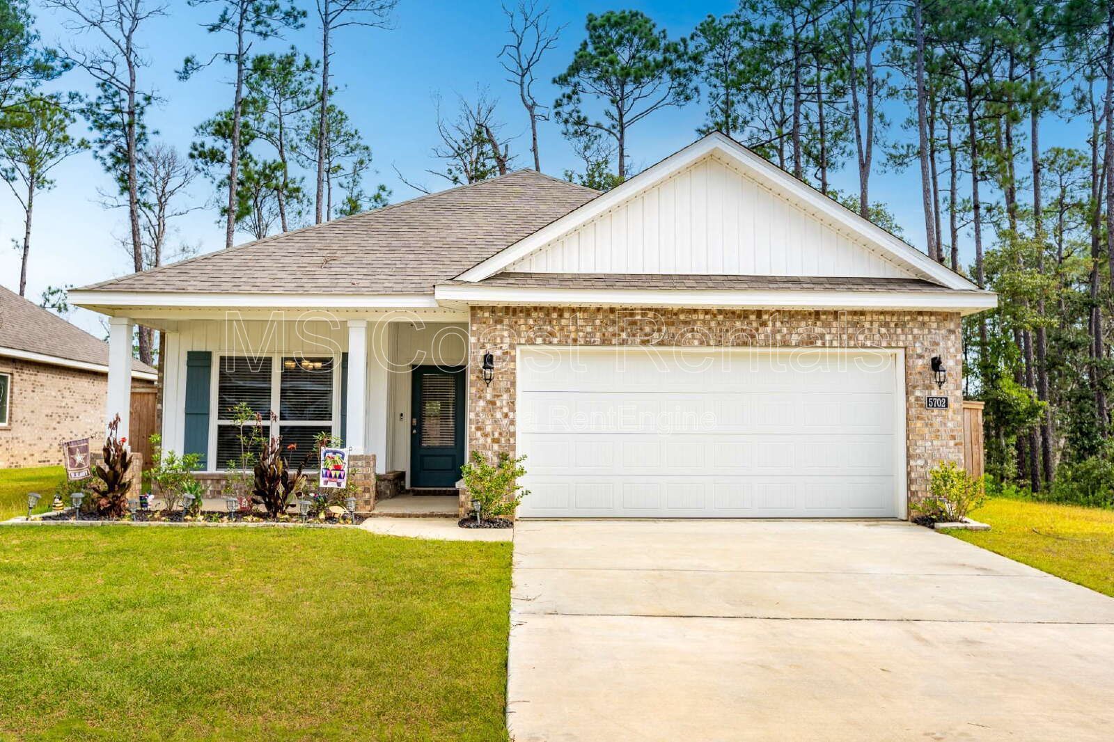 3-Bedroom Stunning Home in Biloxi  – 5702 Overland Drive Awaits! property image