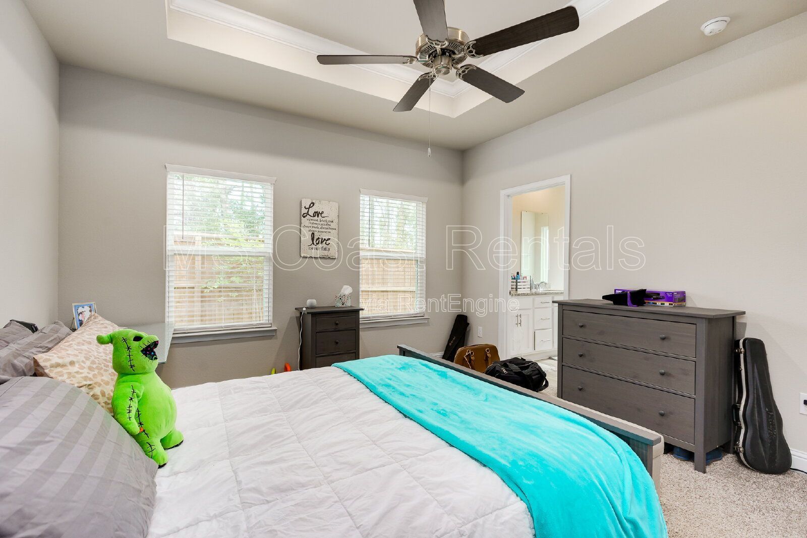 3-Bedroom Stunning Home in Biloxi  – 5702 Overland Drive Awaits! property image