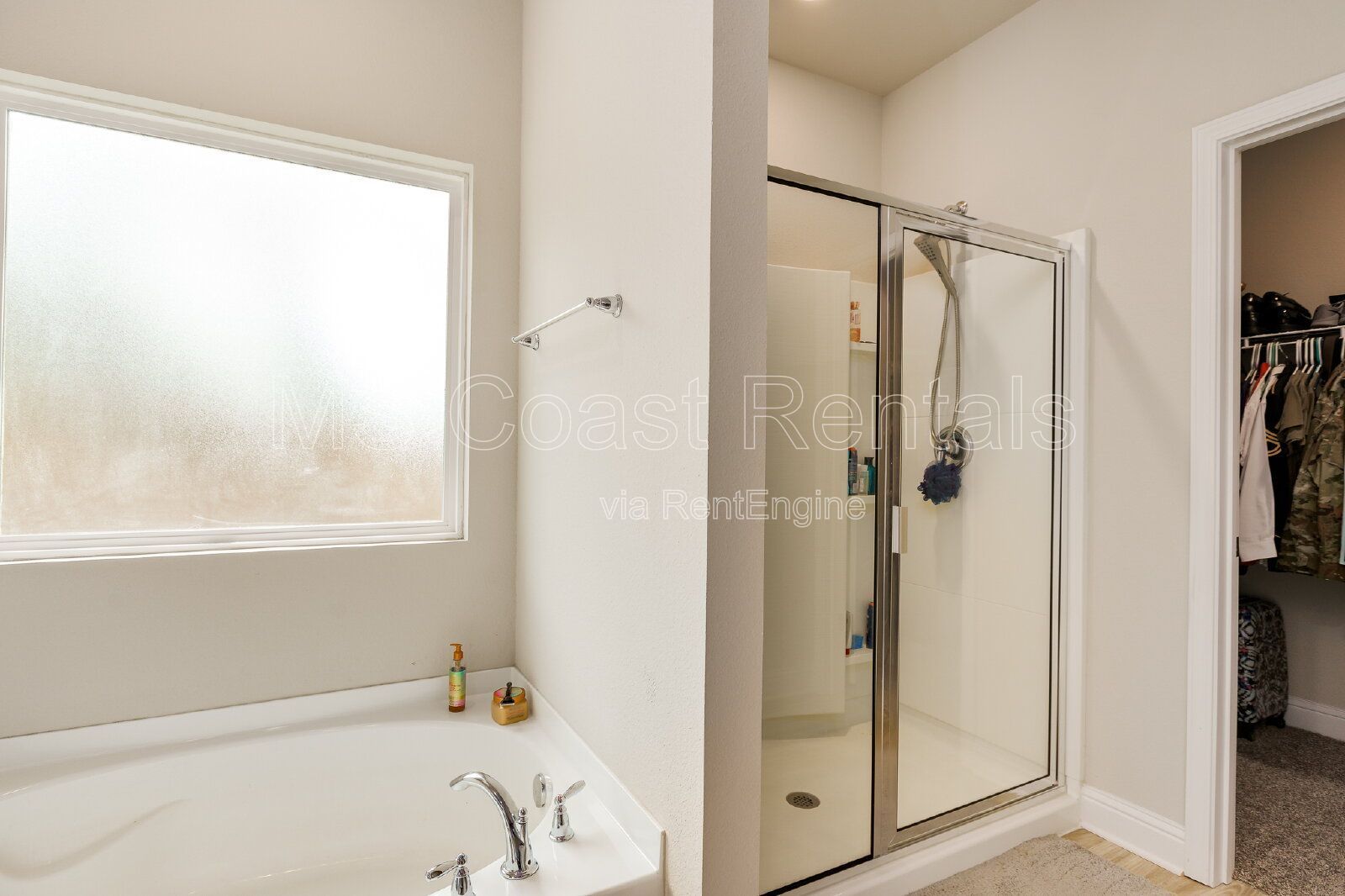 3-Bedroom Stunning Home in Biloxi  – 5702 Overland Drive Awaits! property image