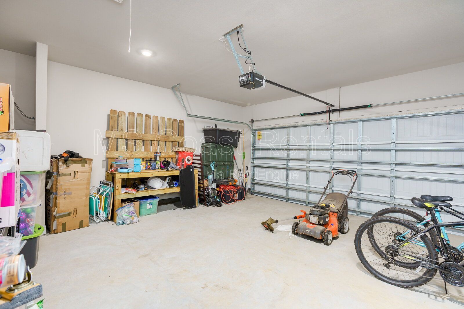 3-Bedroom Stunning Home in Biloxi  – 5702 Overland Drive Awaits! property image