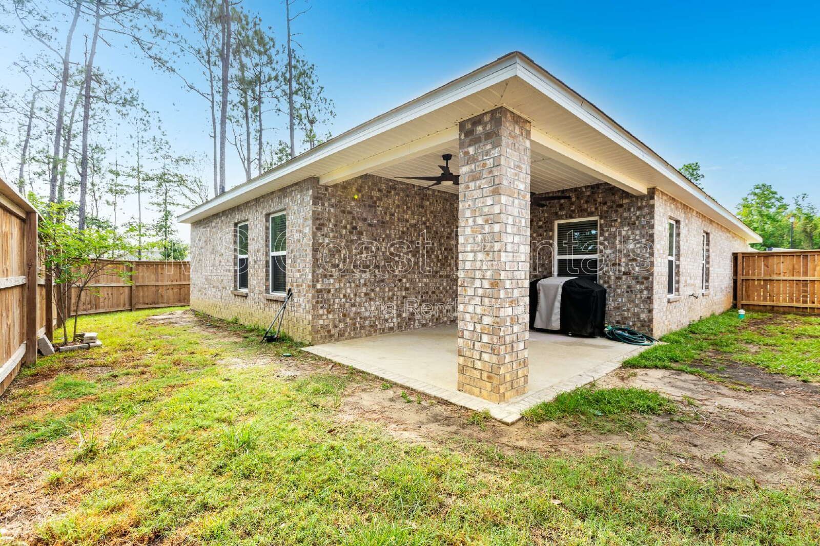 3-Bedroom Stunning Home in Biloxi  – 5702 Overland Drive Awaits! property image