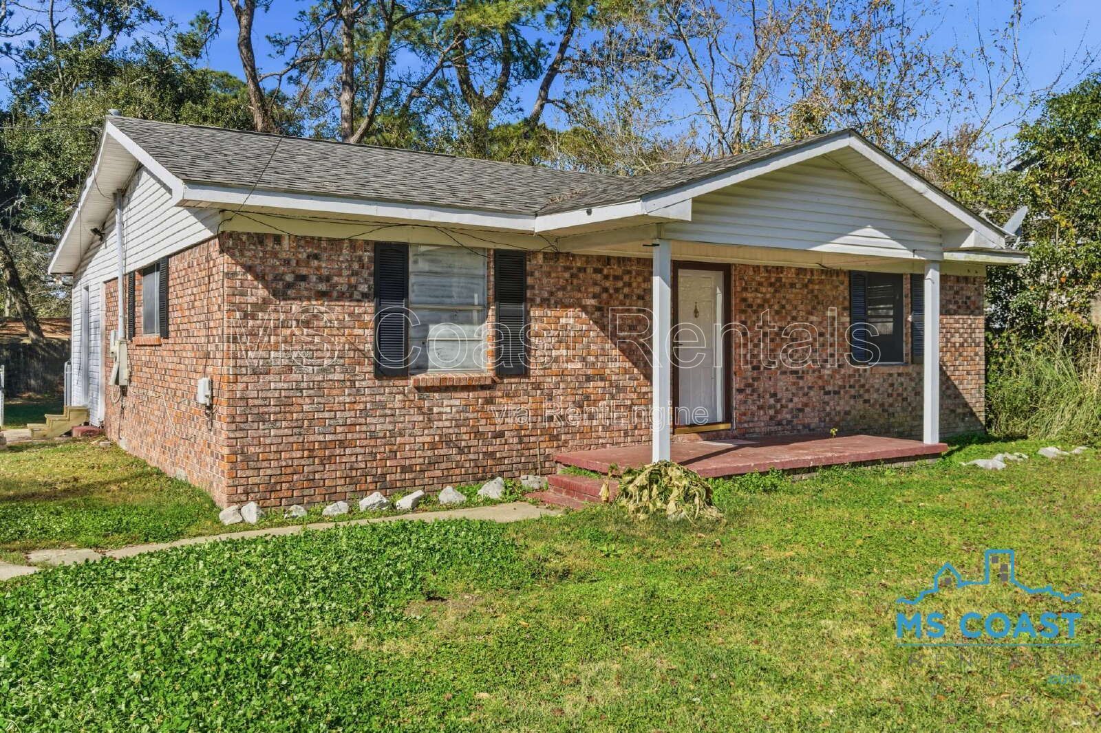 3-Bedroom Home with 2 Full Baths on Meteor Street, Convenient Pascagoula Location property image