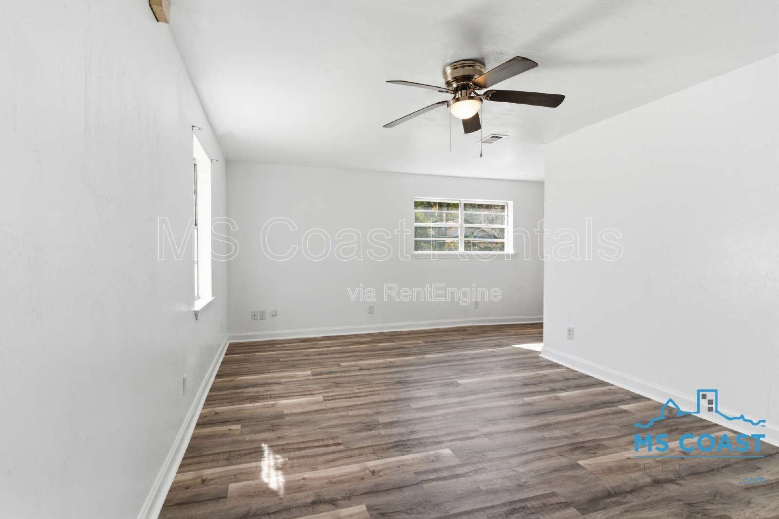 3-Bedroom Home with 2 Full Baths on Meteor Street, Convenient Pascagoula Location property image