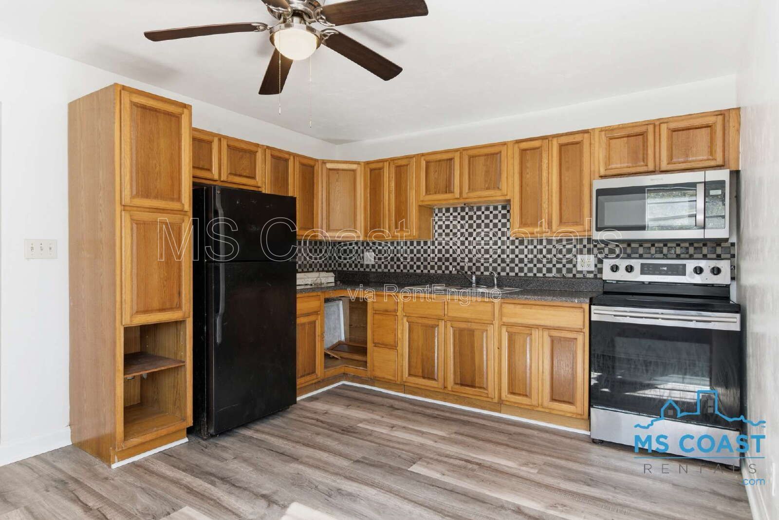 3-Bedroom Home with 2 Full Baths on Meteor Street, Convenient Pascagoula Location property image
