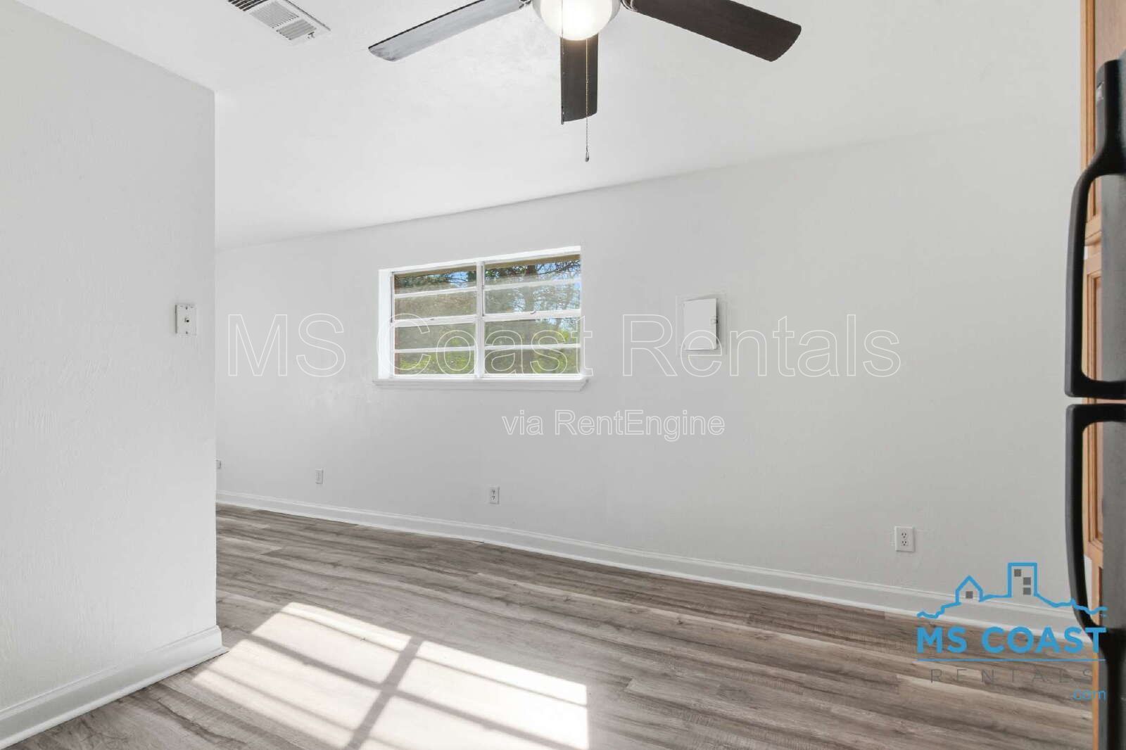 3-Bedroom Home with 2 Full Baths on Meteor Street, Convenient Pascagoula Location property image