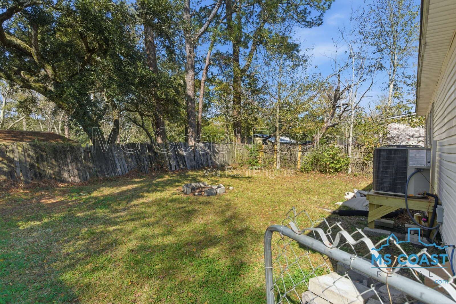 3-Bedroom Home with 2 Full Baths on Meteor Street, Convenient Pascagoula Location property image
