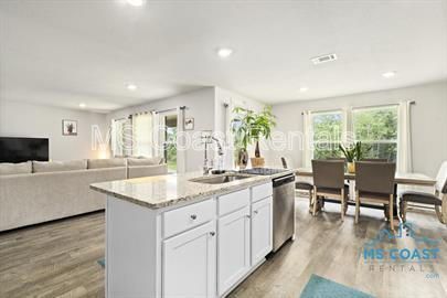 4-Bedroom elegant brickhome on Cypress Lake Drive property image
