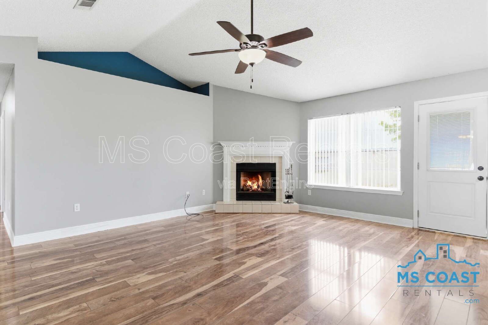 Elegant Modern house with Fireplace & Fully Fenced Yard — Biloxi!

14961 Greenwell Circle, Biloxi, MS 39532 | 3 Bed | 2 Bath property image