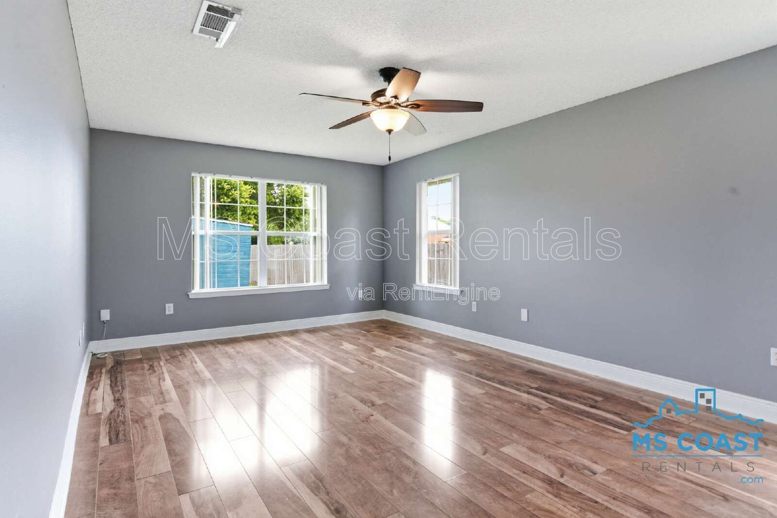 Elegant Modern house with Fireplace & Fully Fenced Yard — Biloxi!

14961 Greenwell Circle, Biloxi, MS 39532 | 3 Bed | 2 Bath property image