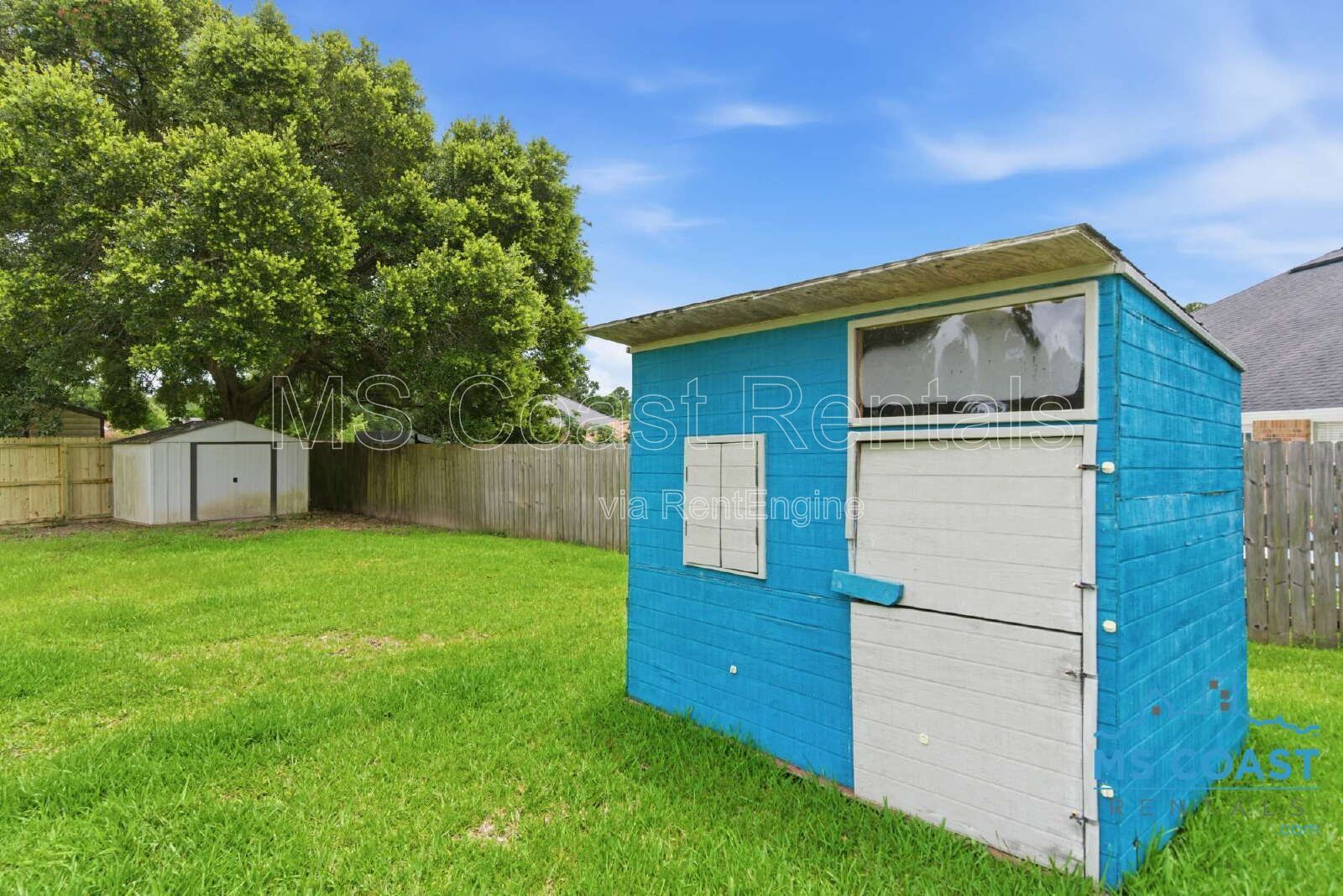 Elegant Modern house with Fireplace & Fully Fenced Yard — Biloxi!

14961 Greenwell Circle, Biloxi, MS 39532 | 3 Bed | 2 Bath property image