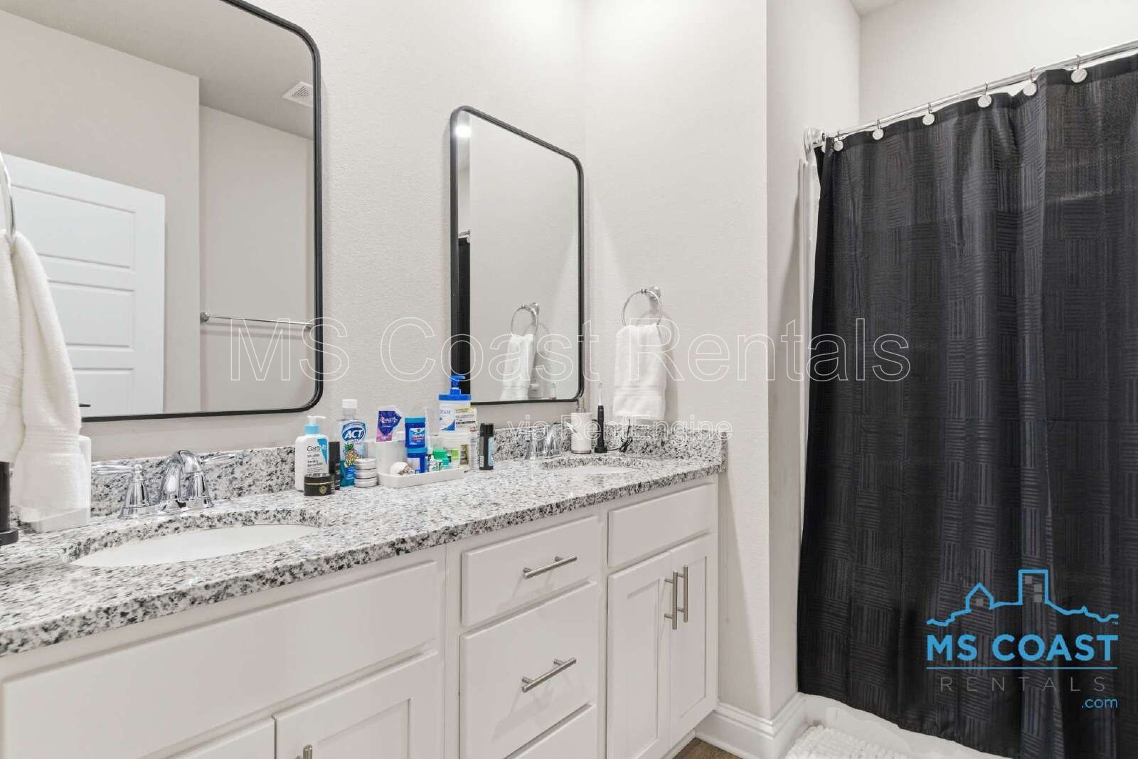 4 Bed | 2 Bath Elegant Home Close to Keesler Air Base and The Promenade property image