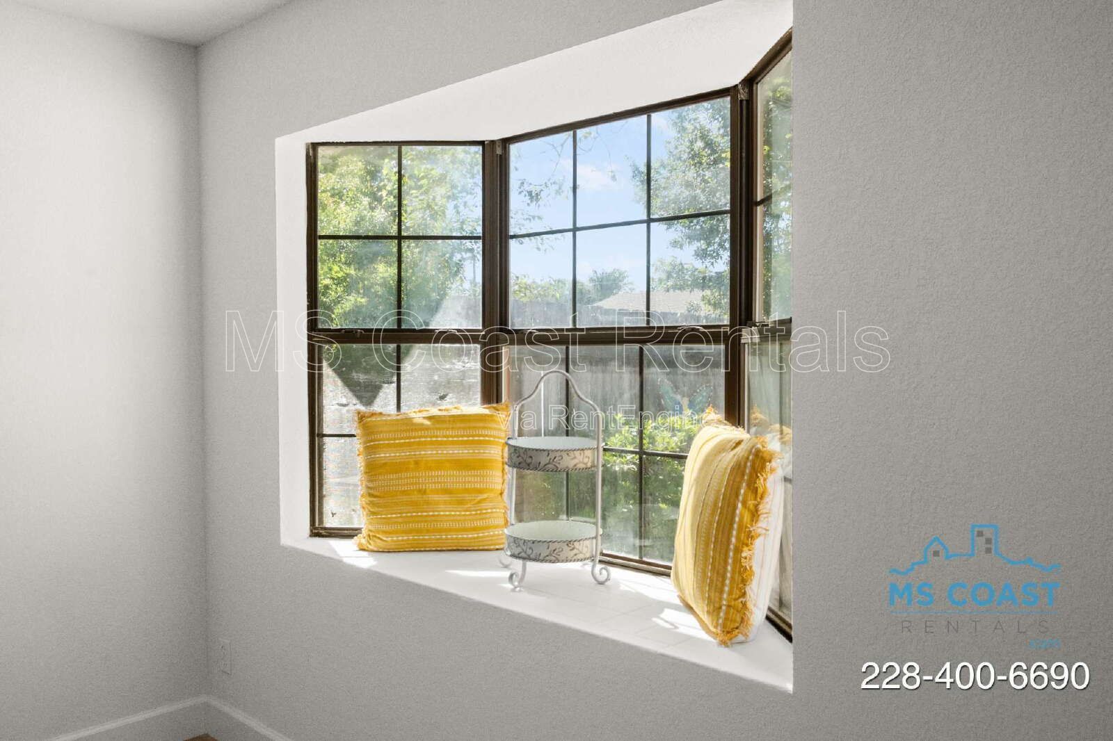 Freshly Updated 4 Bedroom Home - Easy Commute to Keesler Air Force Base, Downtown Biloxi, the Beach, and the Casinos! property image