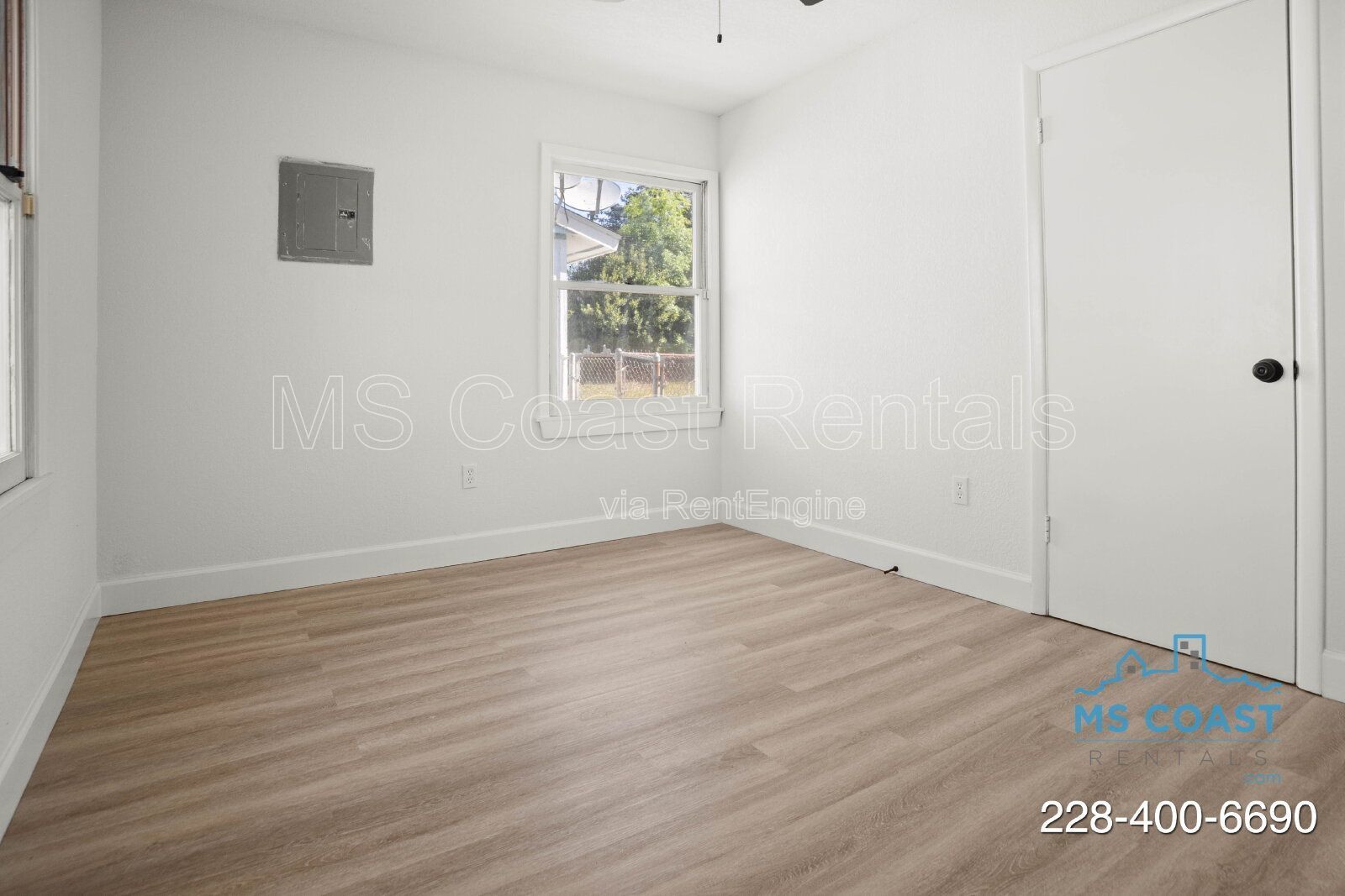 Freshly Updated 4 Bedroom Home - Easy Commute to Keesler Air Force Base, Downtown Biloxi, the Beach, and the Casinos! property image